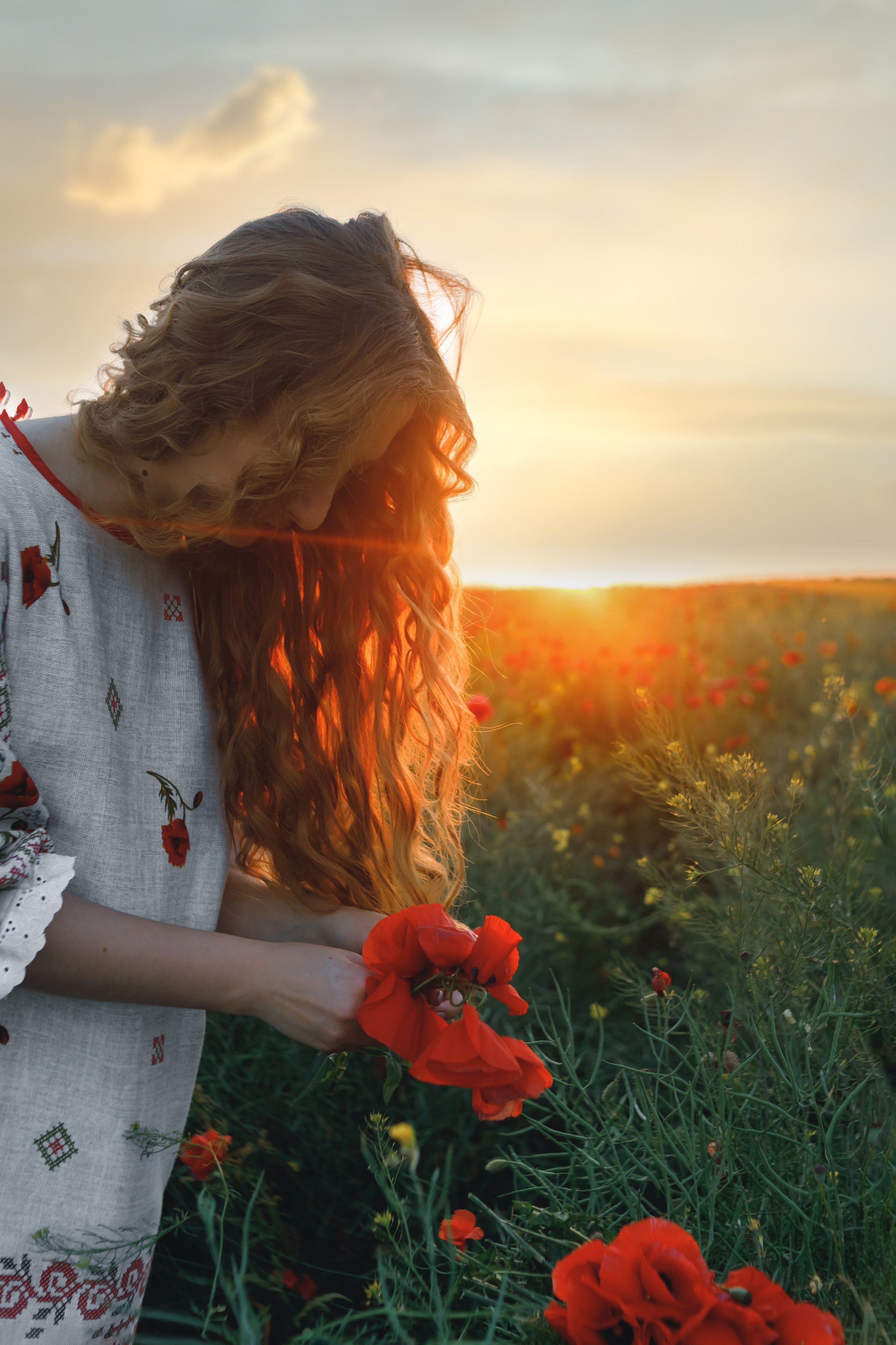 Фотосессия в маковом поле на закате. Свадебный и семейный фотограф в Краснодарском крае Мария Данилкина