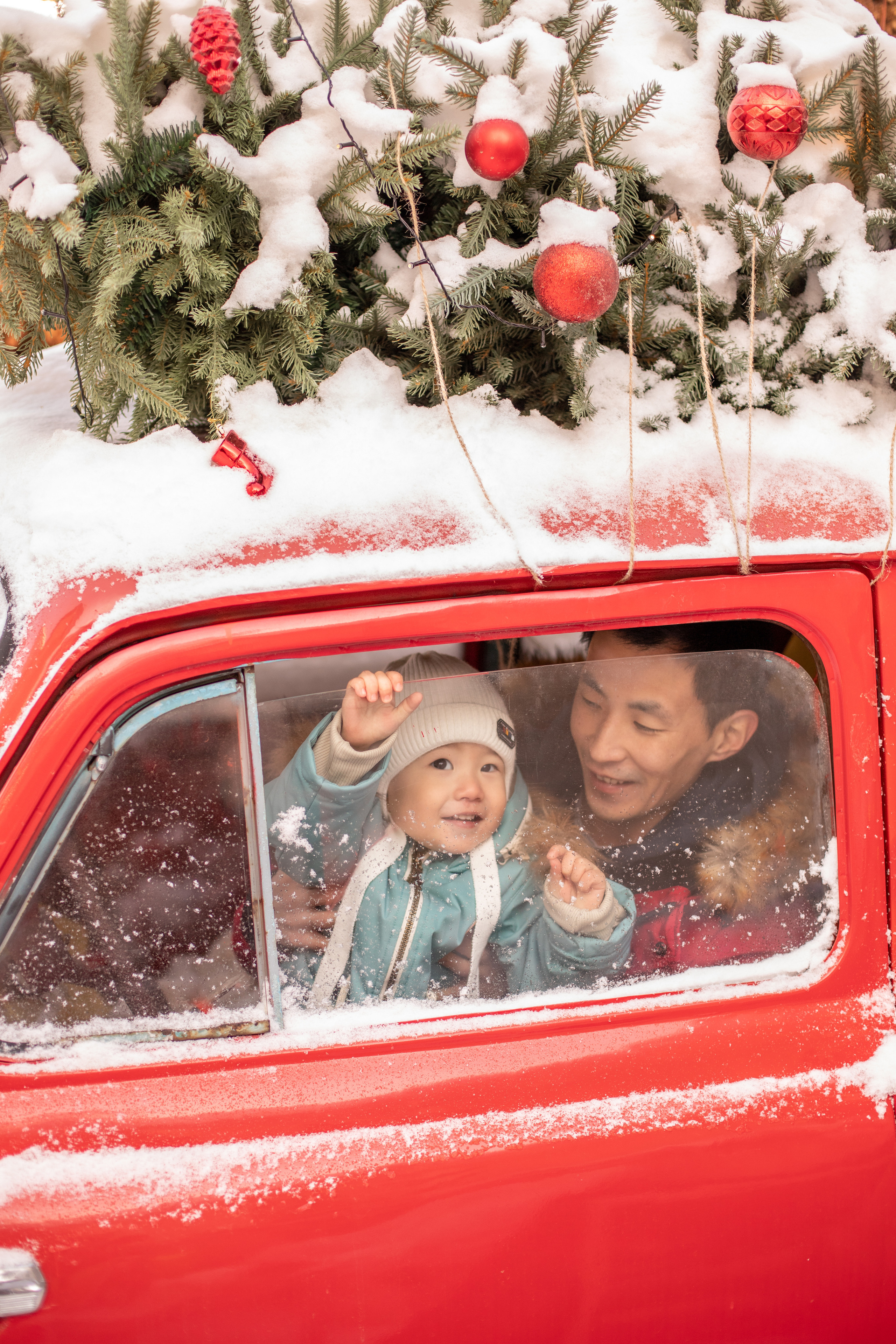 Новый год. Ваш семейный фотограф в Алматы