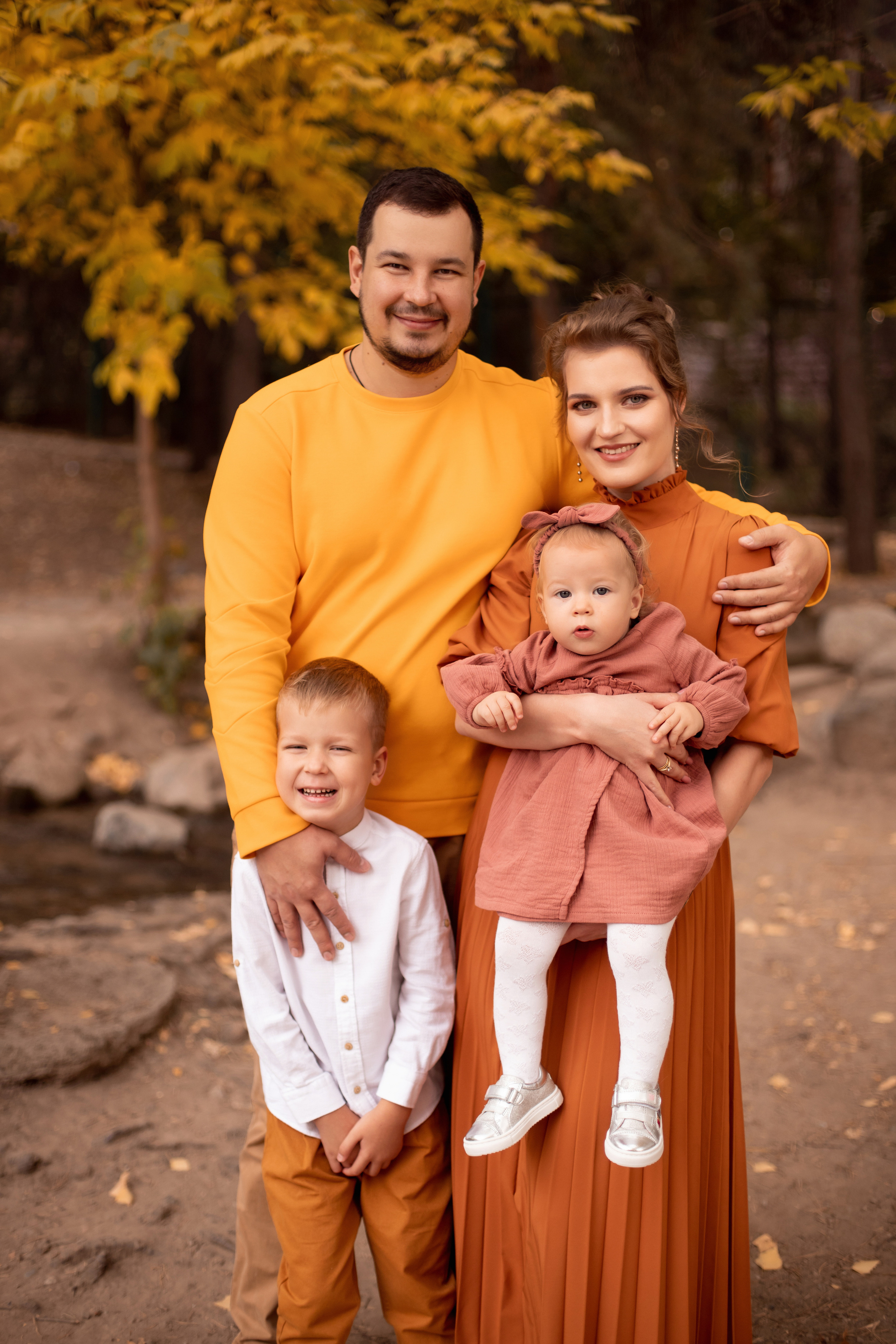 Семейные истории. Ваш семейный фотограф в Алматы