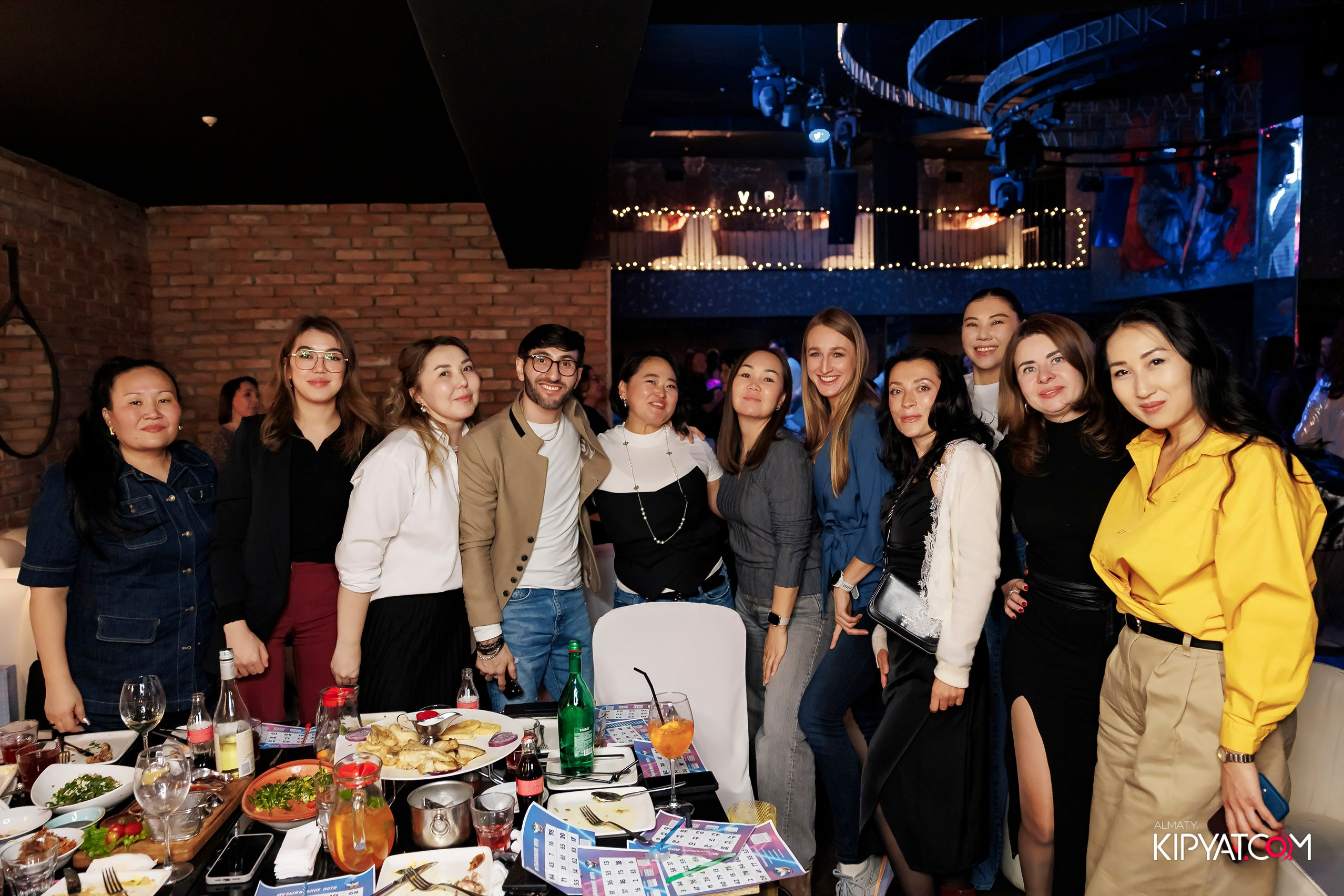 МУЗЫКАЛЬНОЕ ЛОТО В HIT RETRO. КИПЯТКОМ АЛМАТЫ! Фотосъемка мероприятий в Алматы