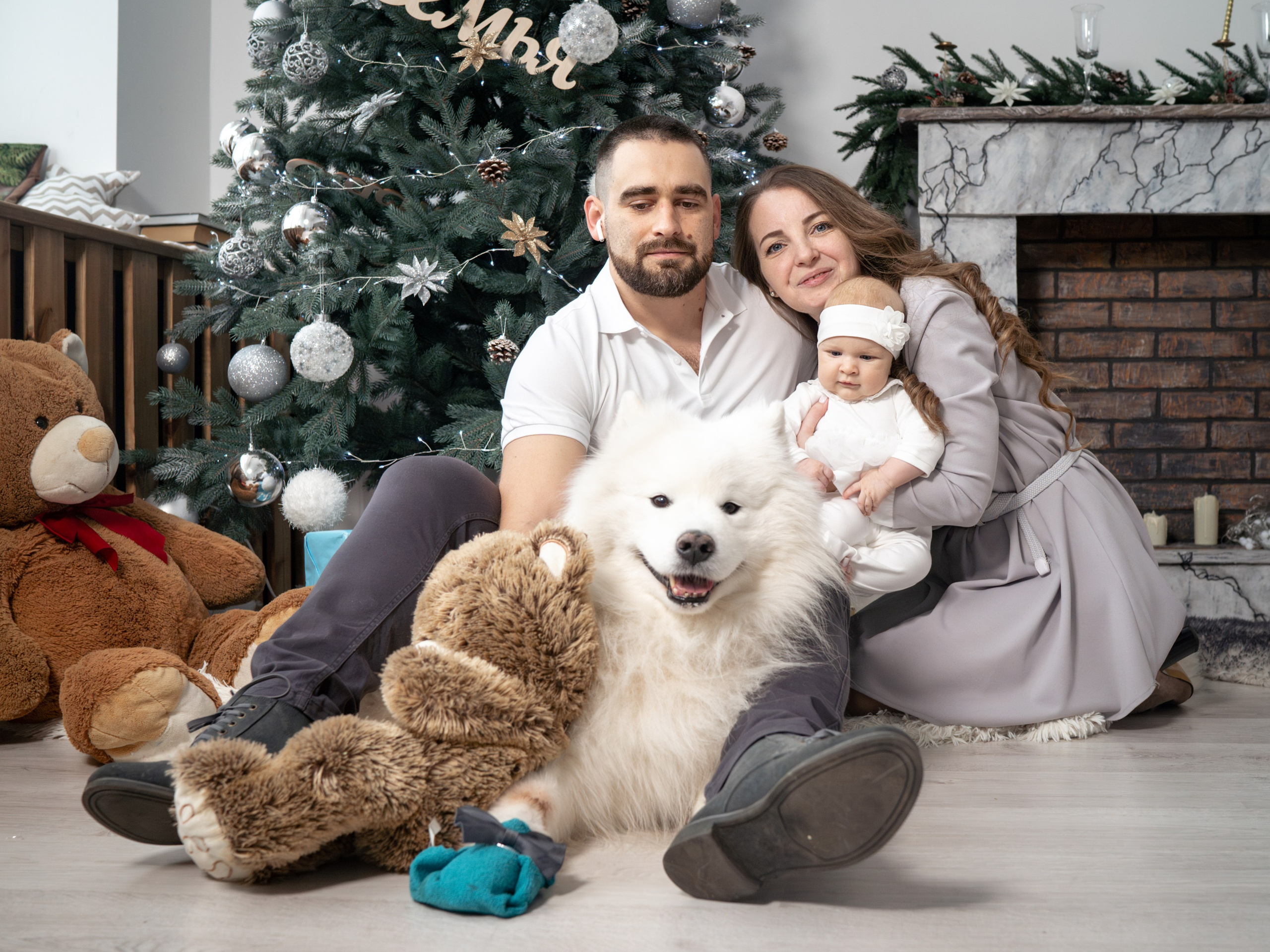 С самоедской лайкой. Фотограф Зинаида Евдокимова