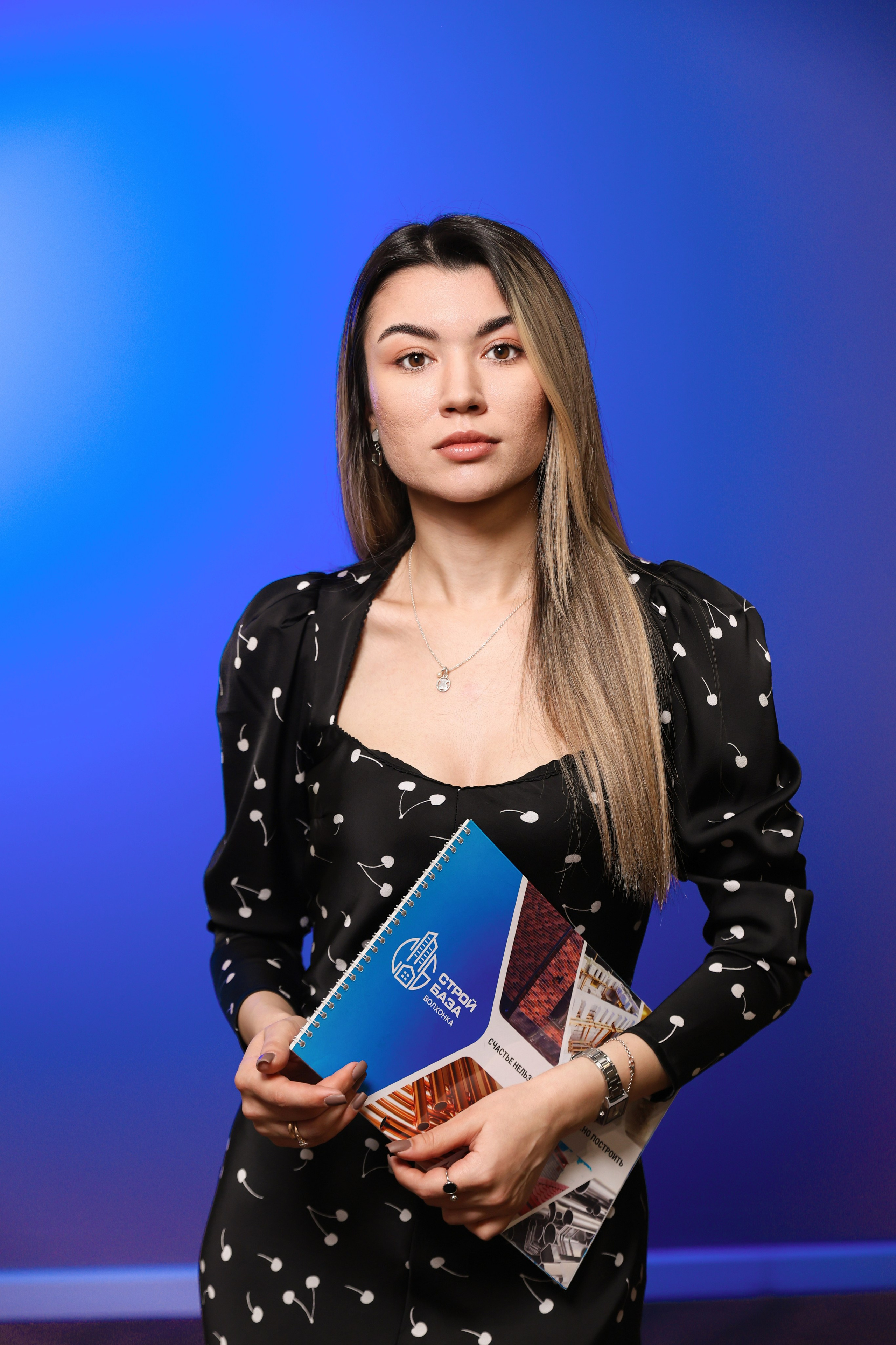 Выездные портреты для стройбазы «Волохонка». Снимаю съемки