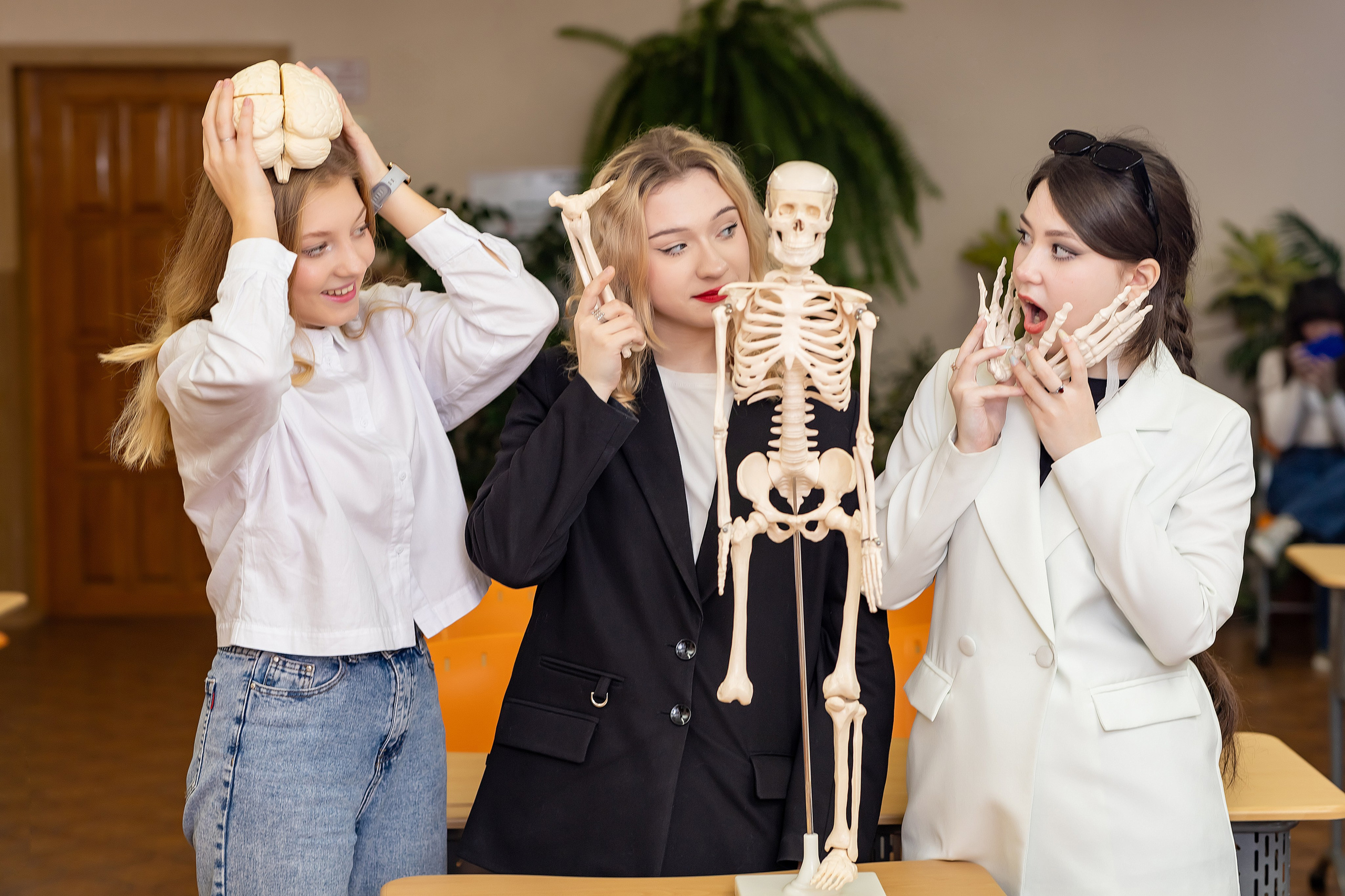 Примеры фото СТАРШИЕ КЛАССЫ. Фотограф Радужный ХМАО, Школьный фотограф, семейный фотограф, выпускной альбом