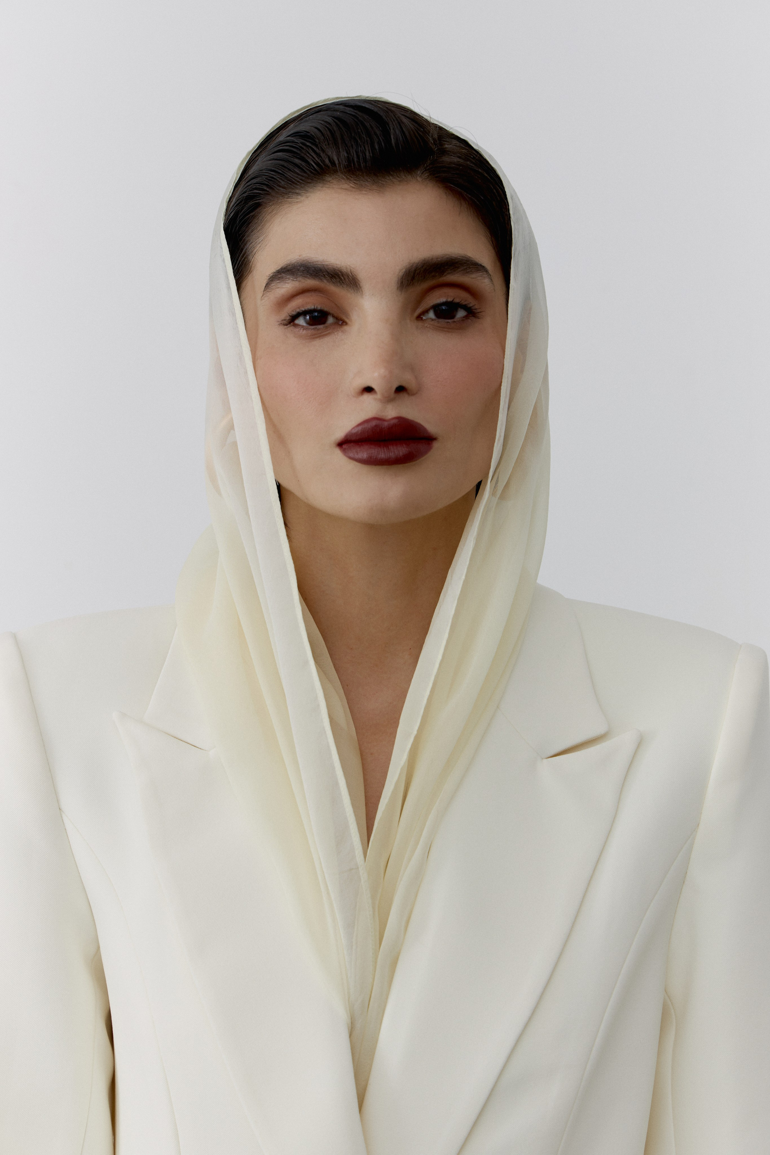 OTTE brand. Fashion and model test photographer based in Dubai and Abu-Dhabi