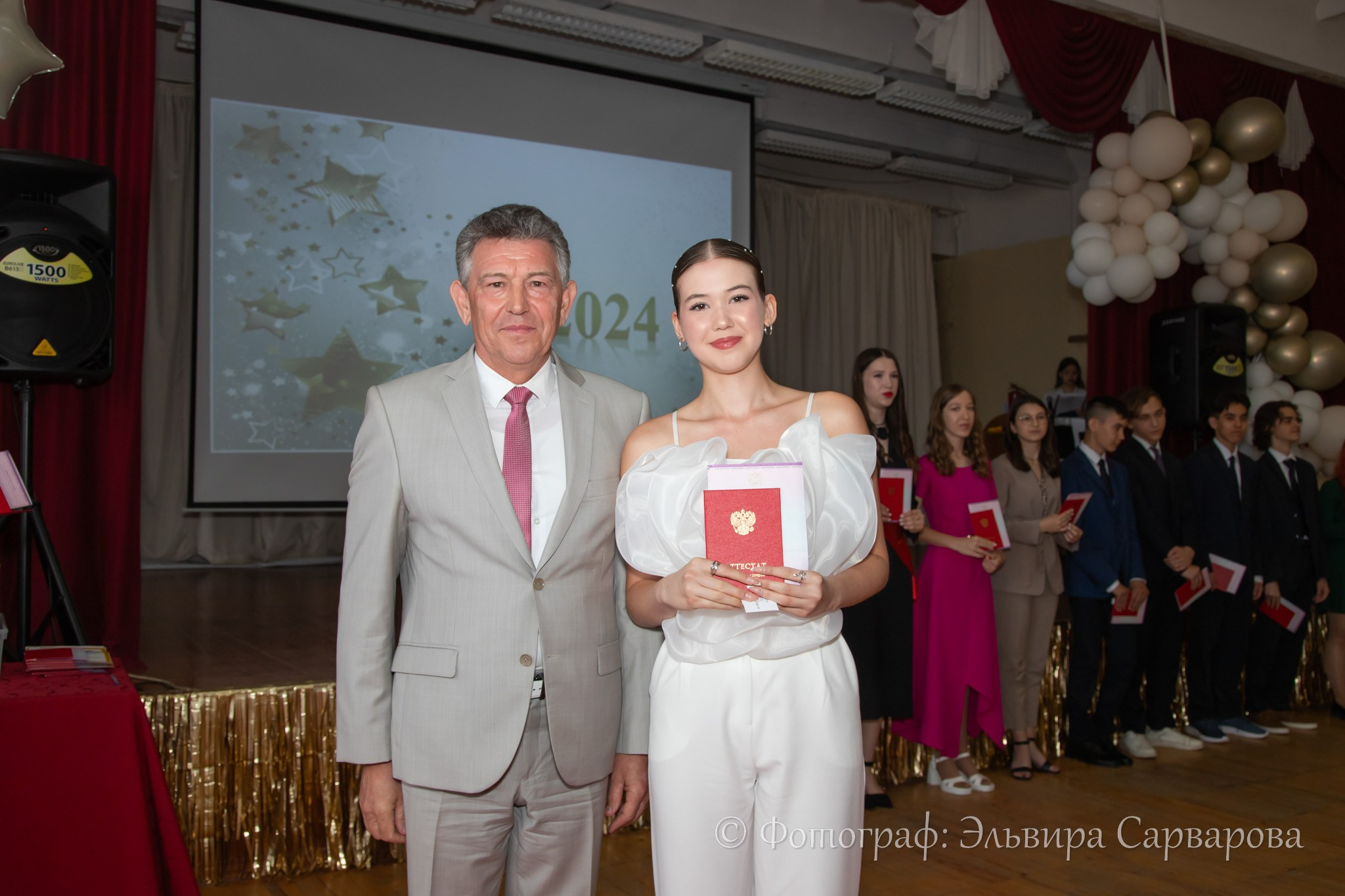 Вручение аттестатов 9 класс. Репортажный Фотограф