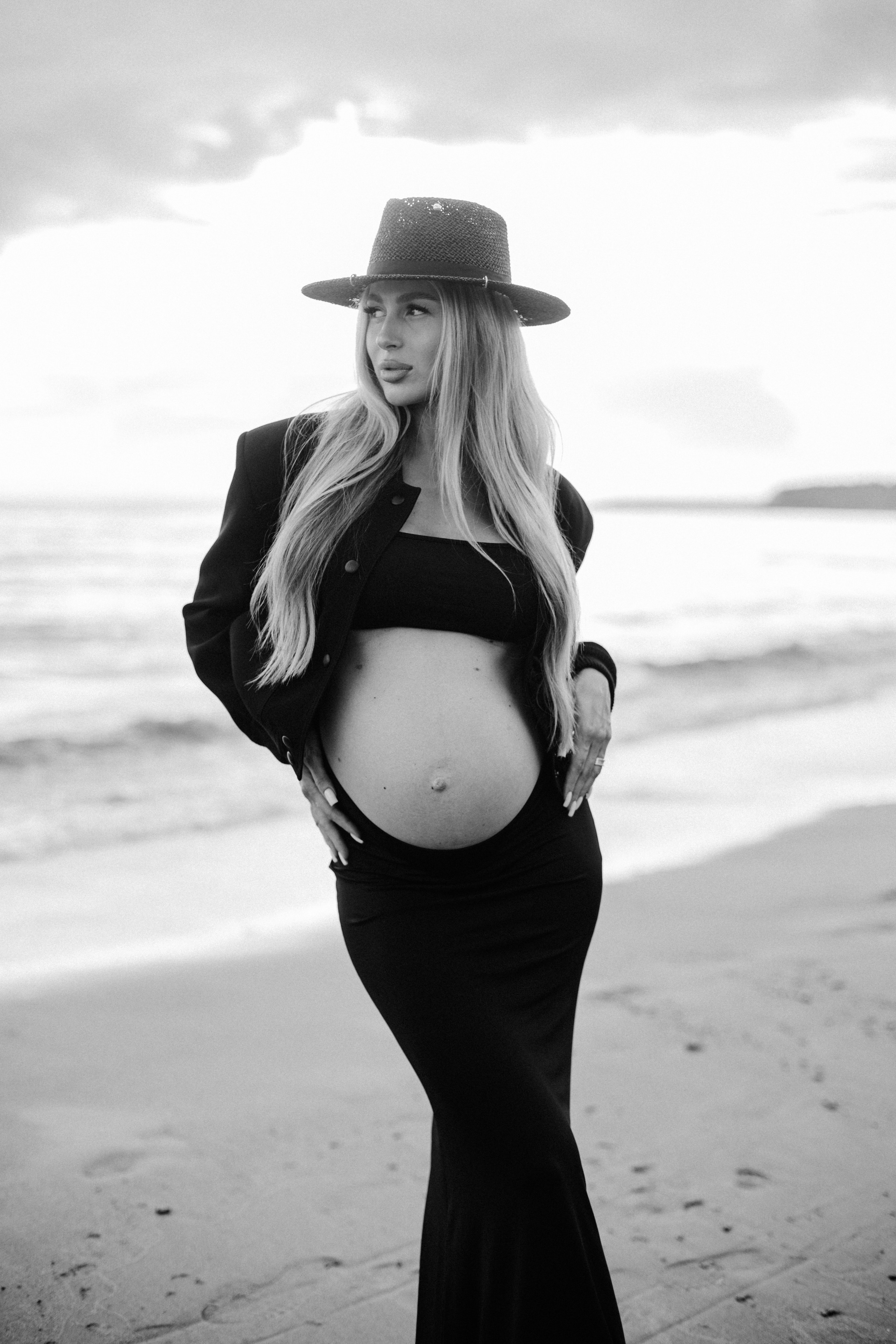 Sea. NatalieDmi — фотосессия беременности, семейный фотограф, портрет