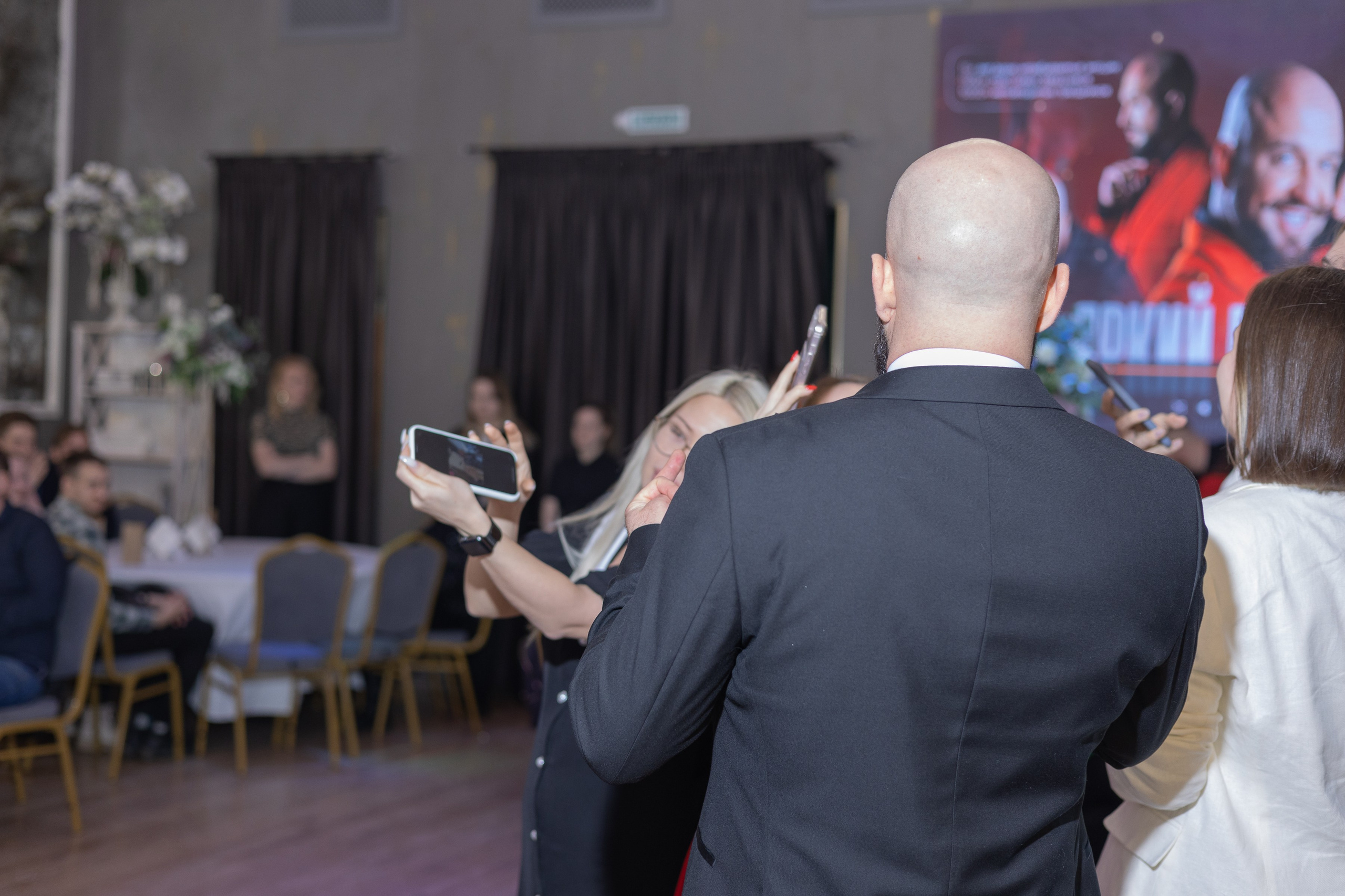 Свадебное чаепитие для молодоженов