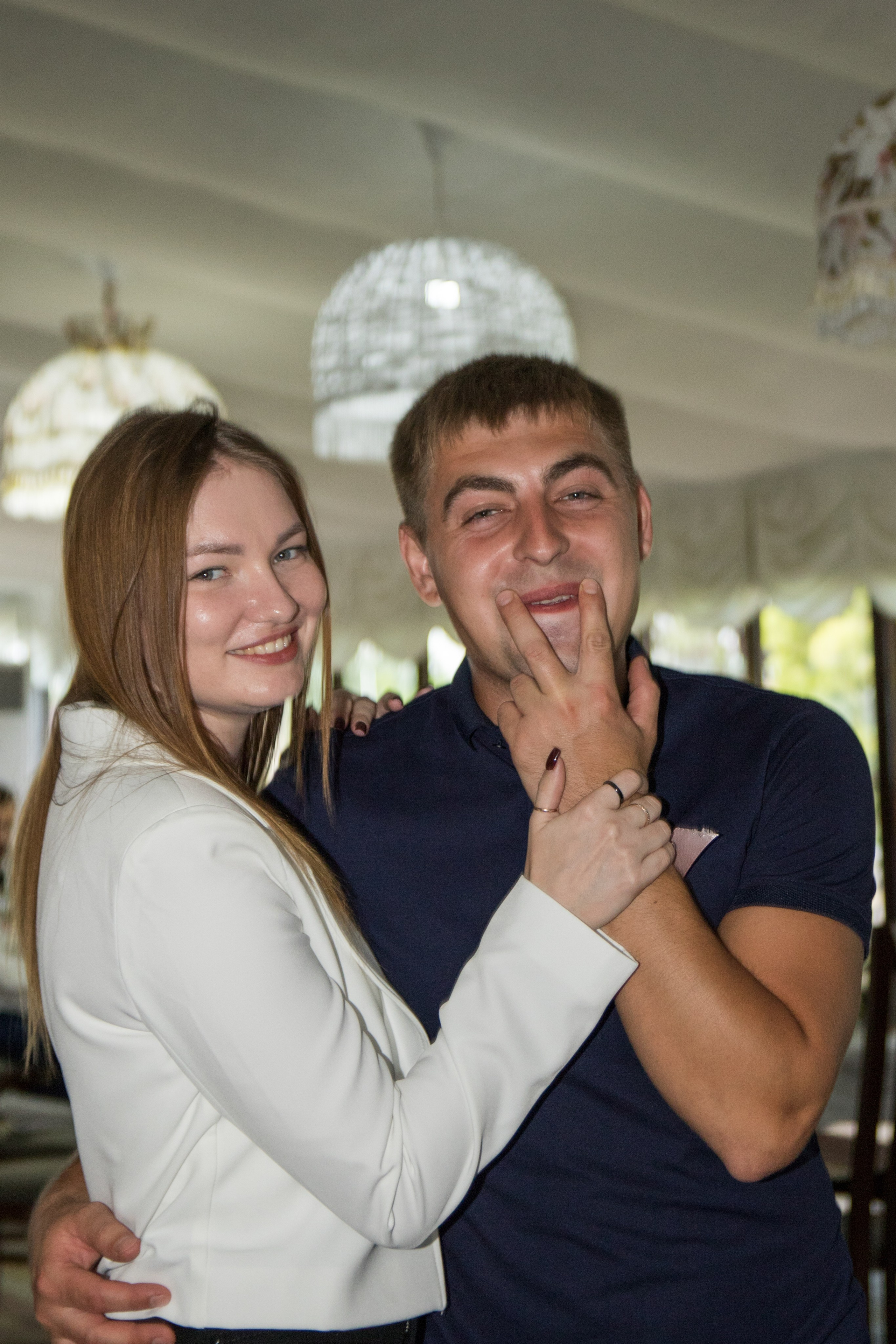 Организатор праздников. Организатор праздников. Ведущая Марина Гребенникова