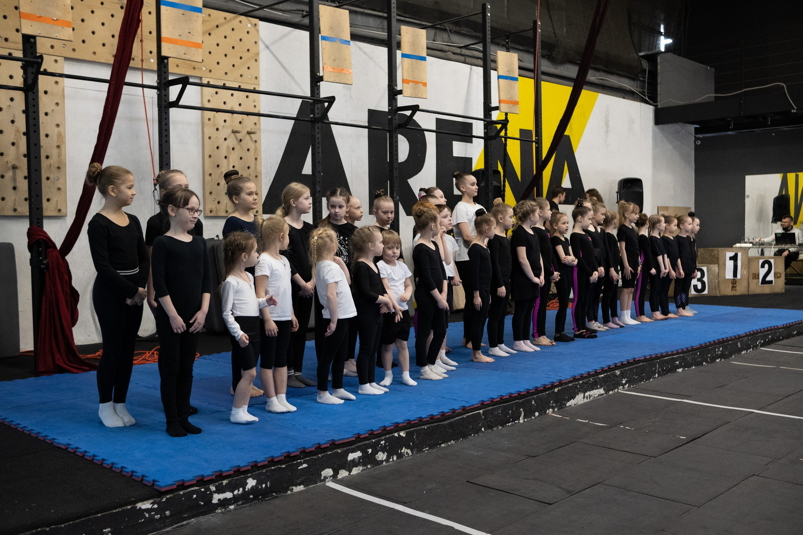 Внутриклубные соревнования по воздушной гимнастике 02.04.23