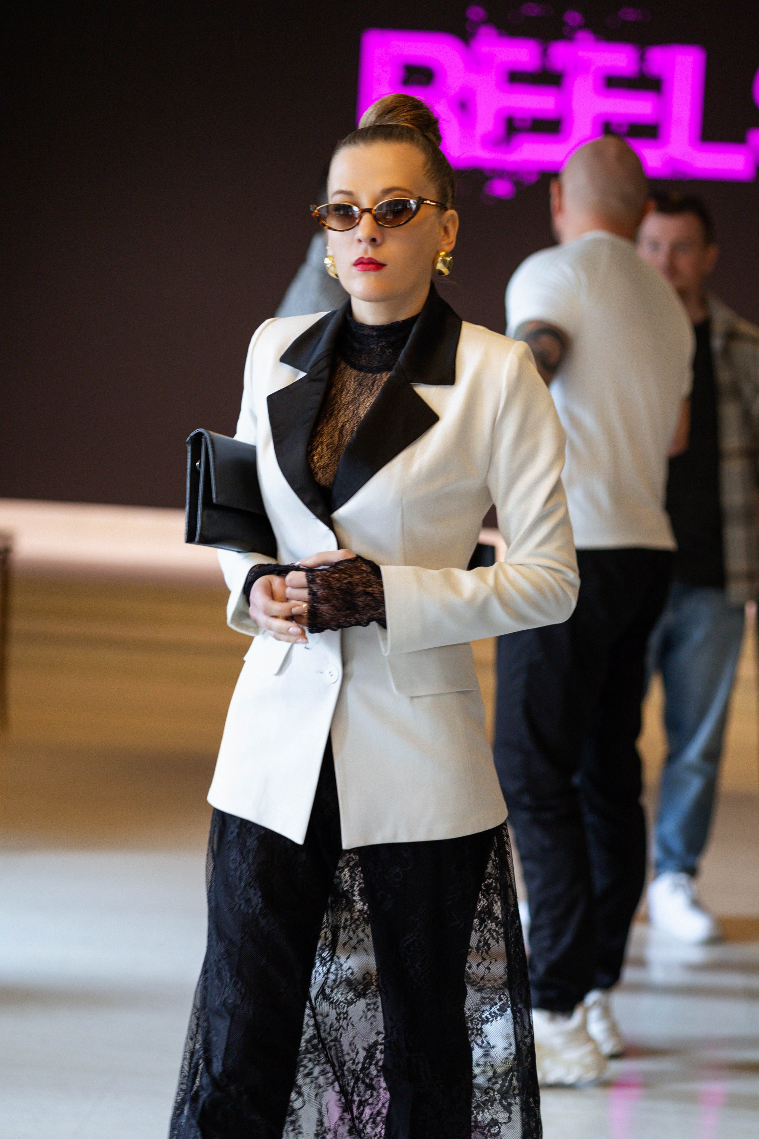 REELS контент