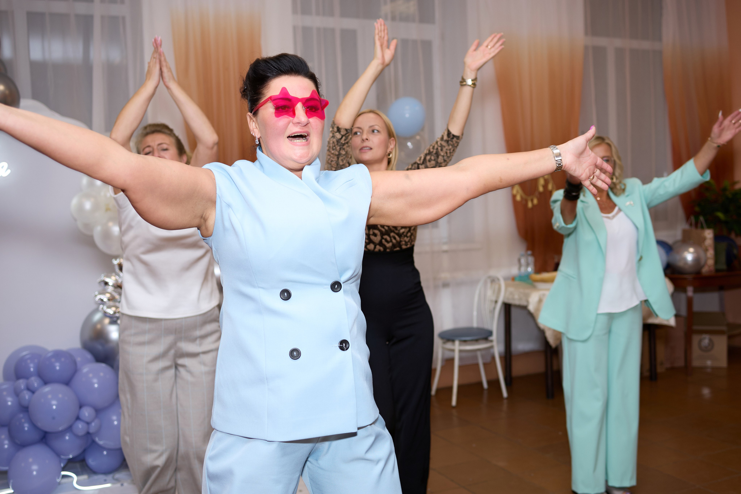 Ведущий на Юбилей в Туле!. НаВеселе…)) Тамада (Ведущий) в Туле! Юбилеи, Свадьбы, Корпоративы! Ростовые куклы! И всё необходимое для Вашего Праздника!