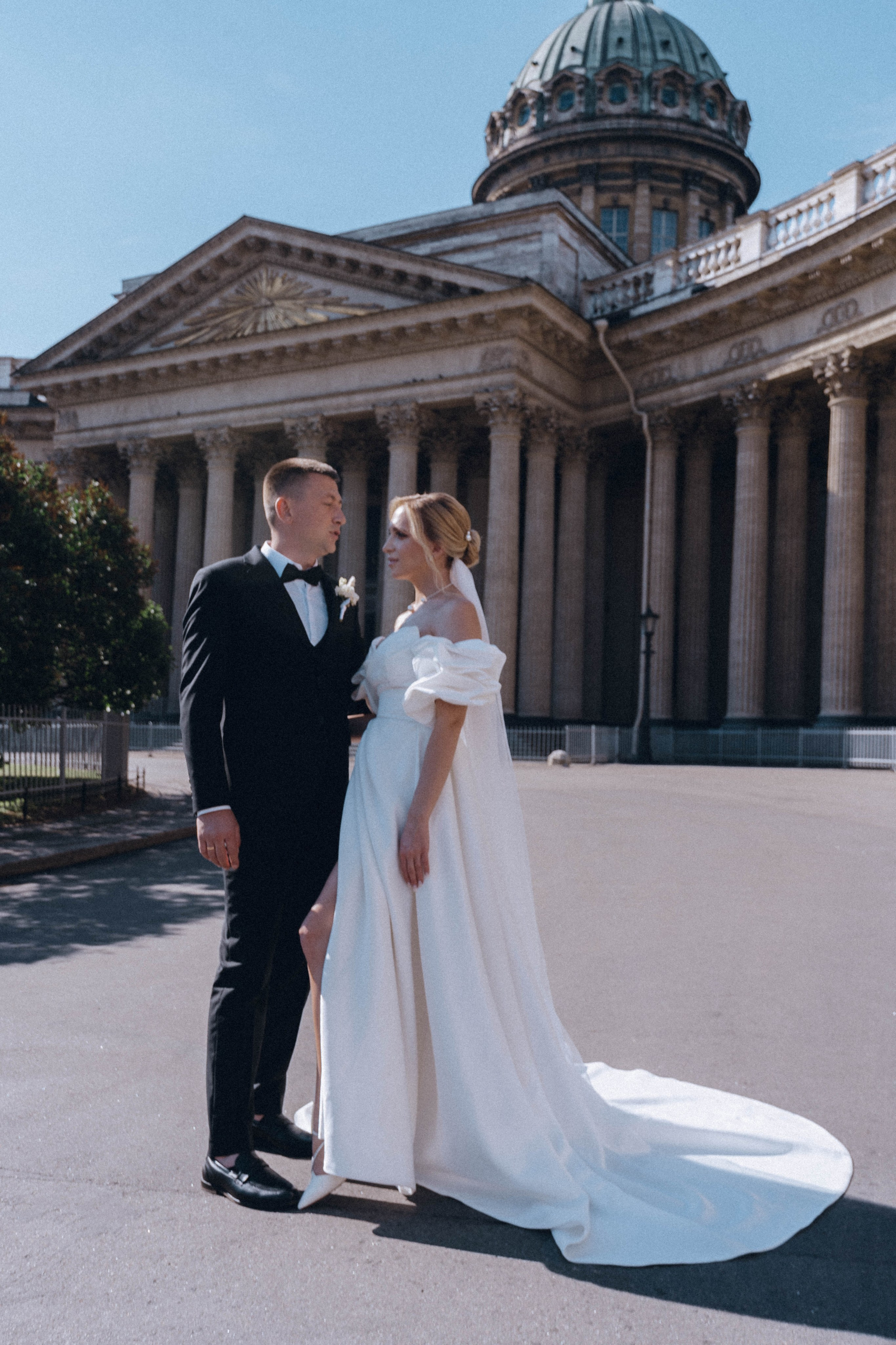 СВАДЕНБНАЯ СЬЕМКА НА КАТЕРЕ ПО КАНАЛАМ САНКТ-ПЕТЕРБУРГА И В АКВАТОРИИ НЕВЫ. Профессиональный фотограф, Санкт-Петербург — Виктория Богомолова