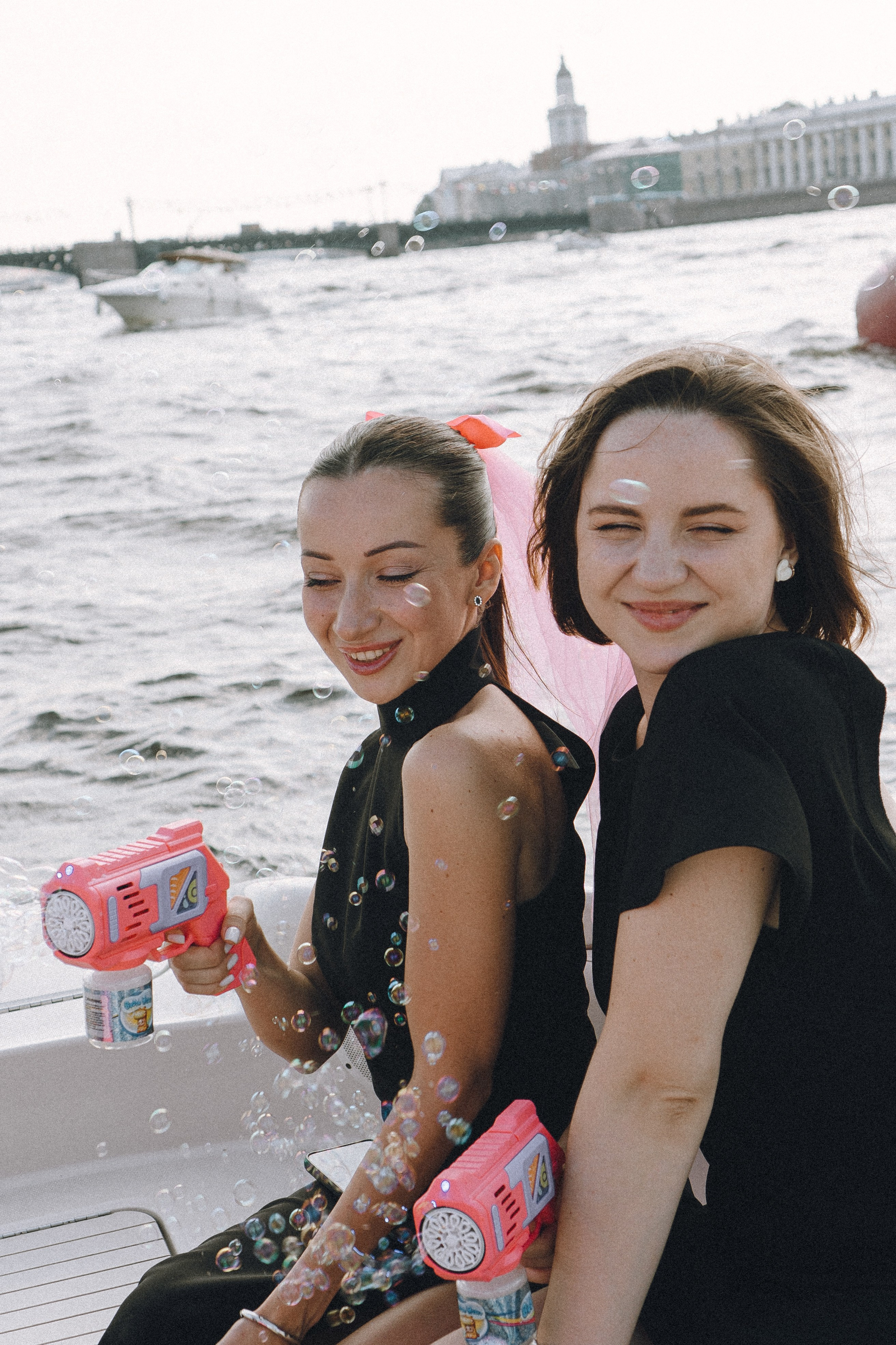 ДЕВИЧНИК НА КАТЕРЕ. Профессиональный фотограф, Санкт-Петербург — Виктория Богомолова