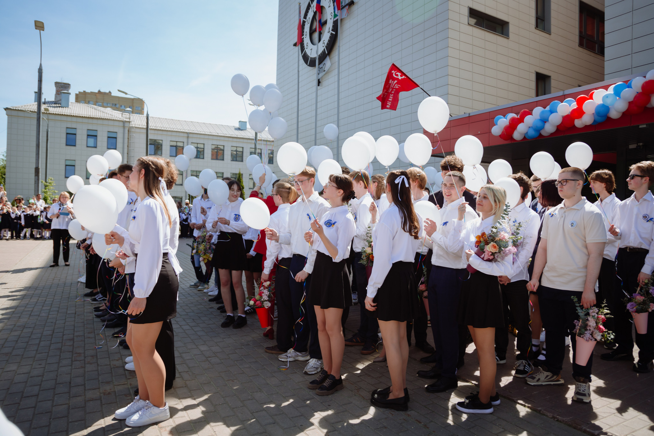 Последний звонок 2024 (2 часа фотосъемки). Профессиональный фотограф Надежда Антонова