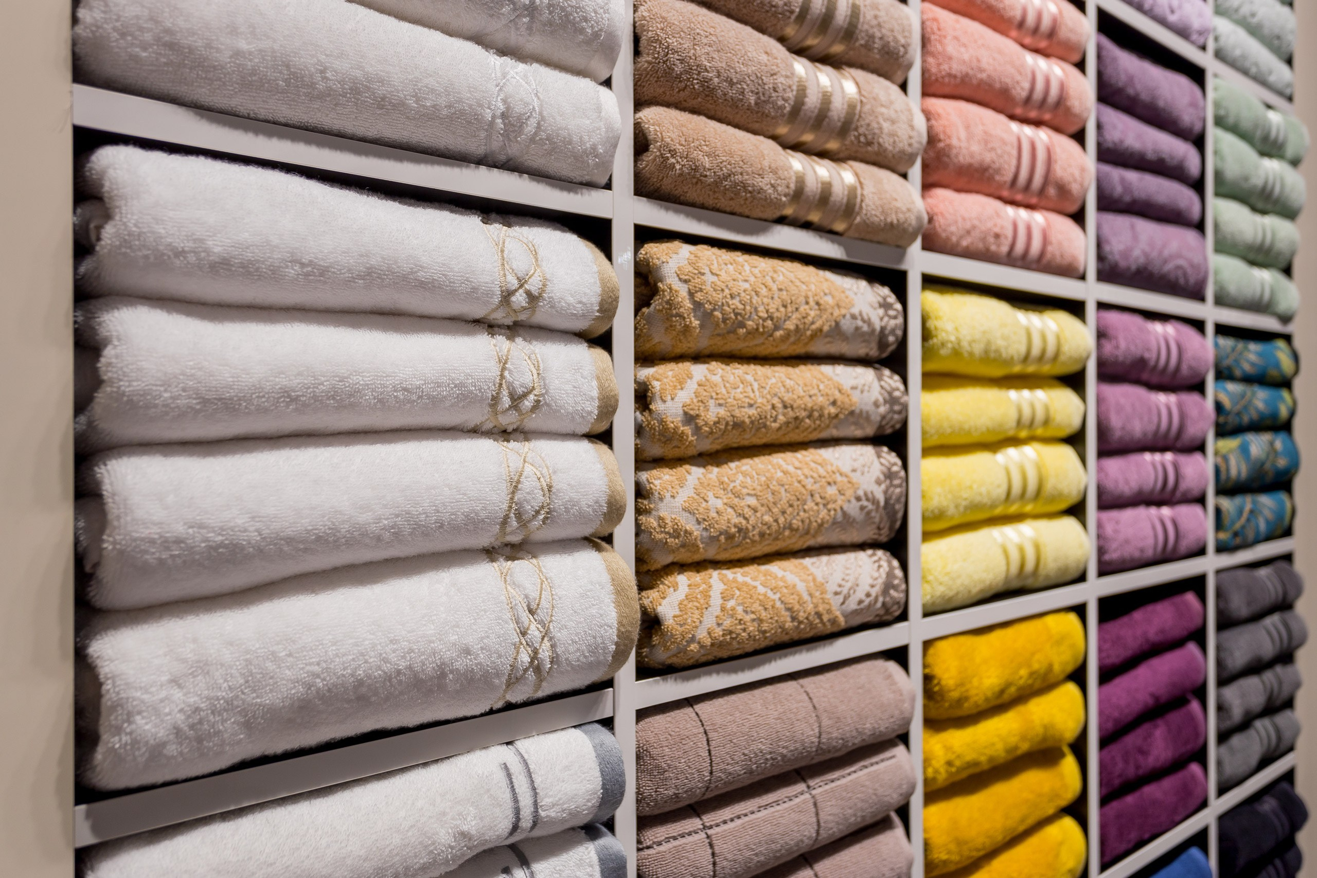 Shops. Interior photographer Vitalii in Portland and Vancouver