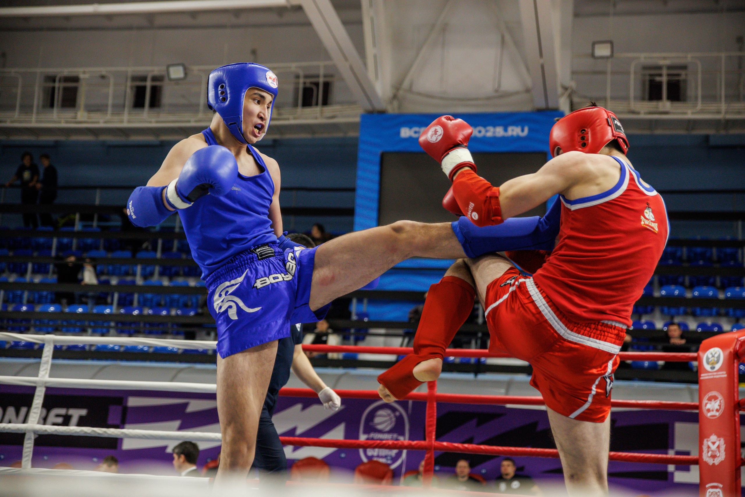 Чемпионат ДВФО по муайтай 2024. Репортажный и портретный фотограф во Владивостоке Шегай Андрей