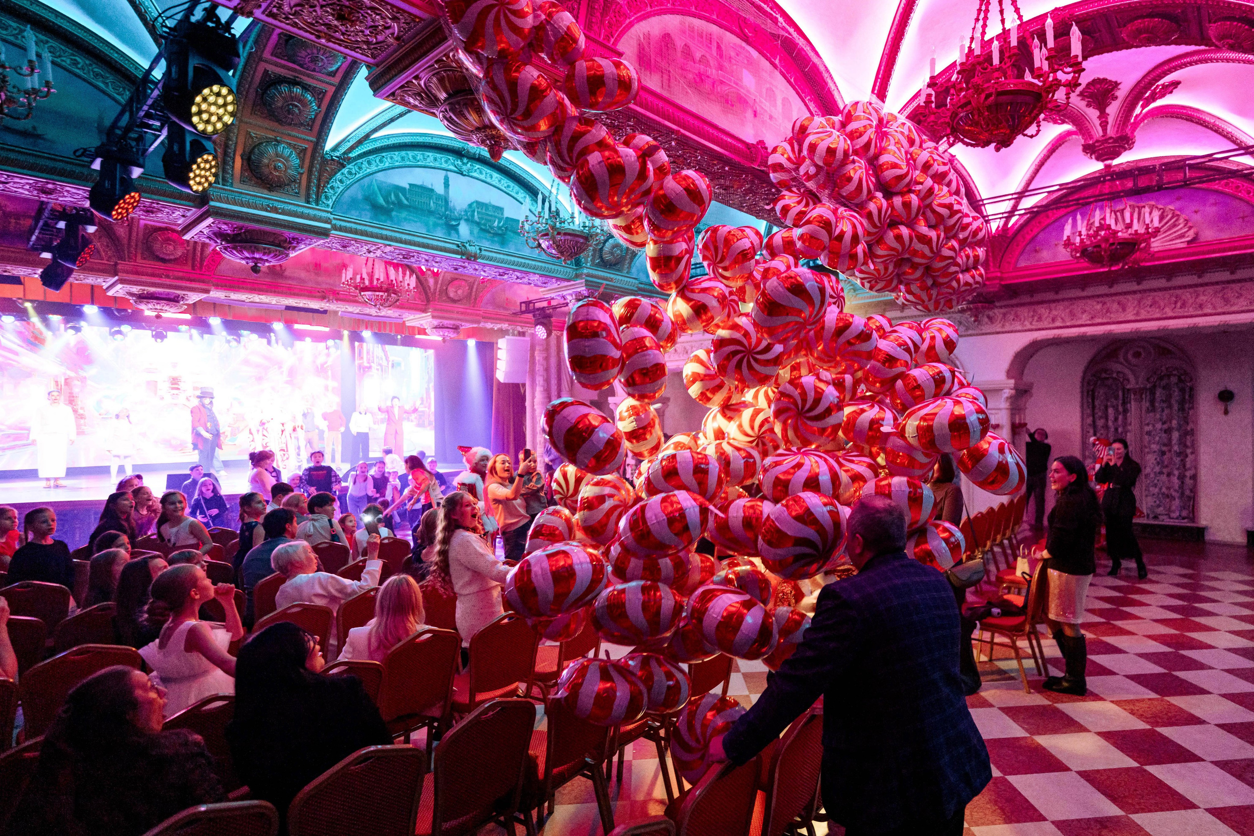 Дети России Ёлка. Максим Комаров — Профессиональный фотограф