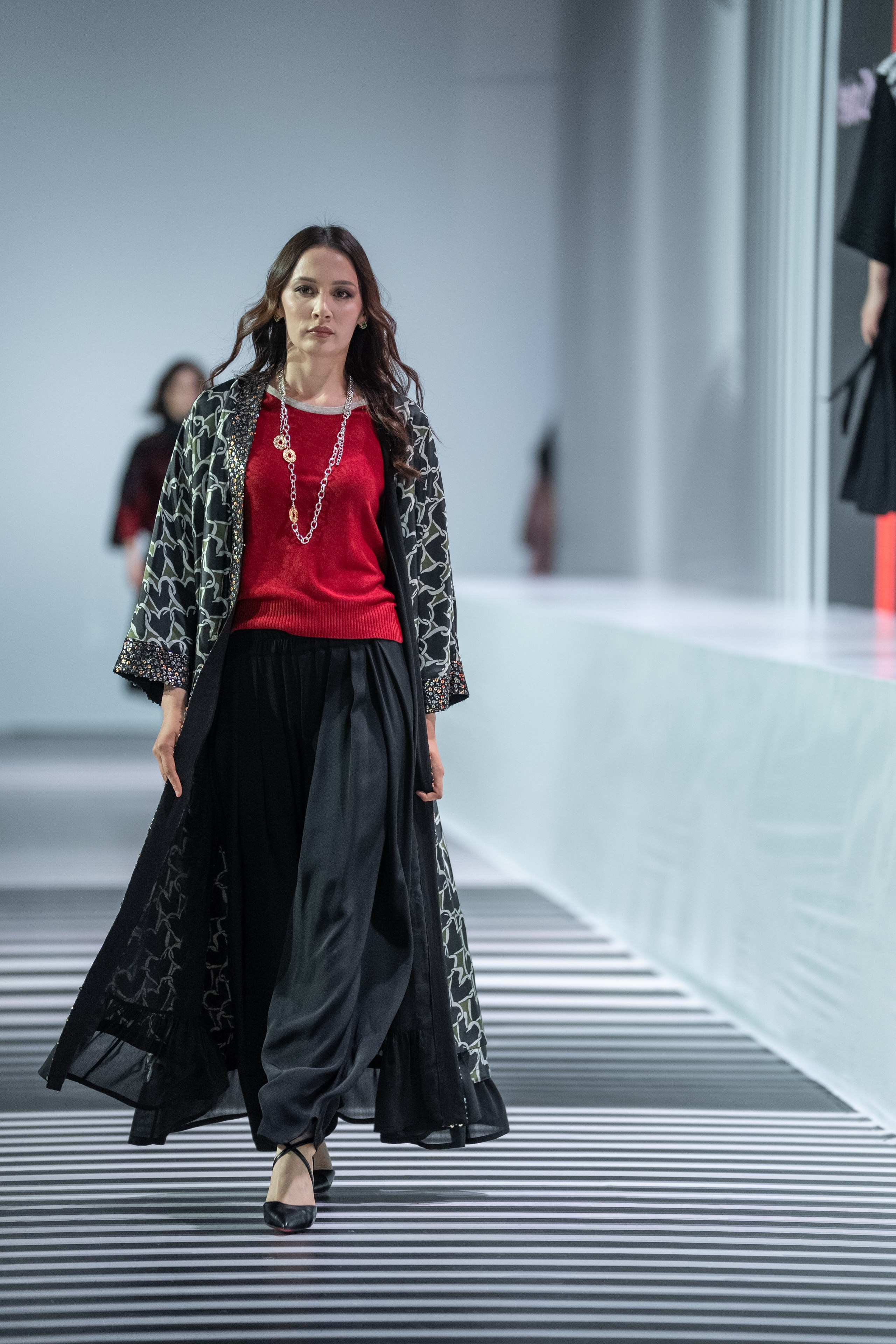 Brad YEARLAN ZHOLDASBEK. Сайт Алматинского НЮ АРТ, будуар и фэшн фотографа Дениса Карпенко