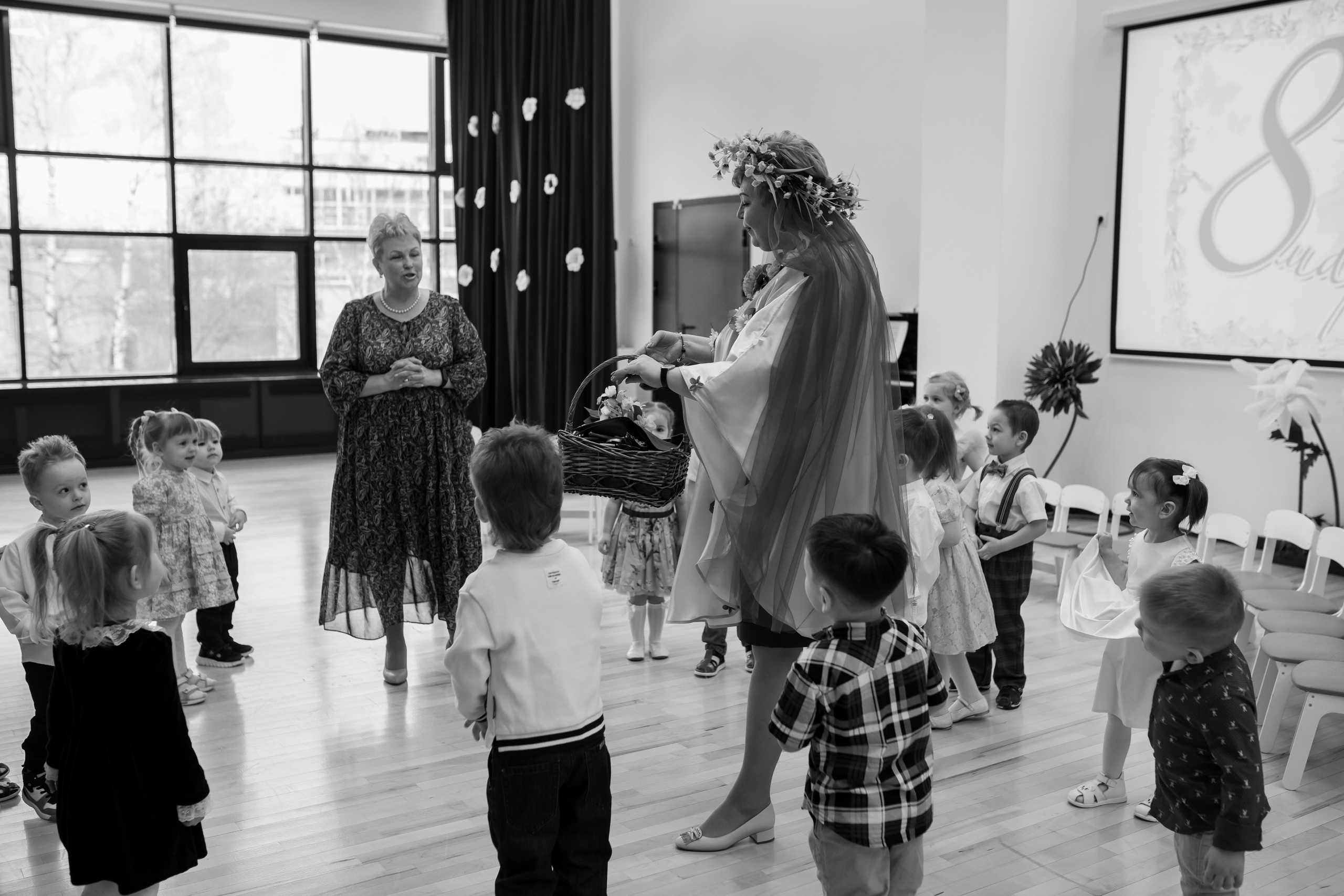 Праздник весны в детском саду. Семейный и детский фотограф в Москве Дорогова Екатерина