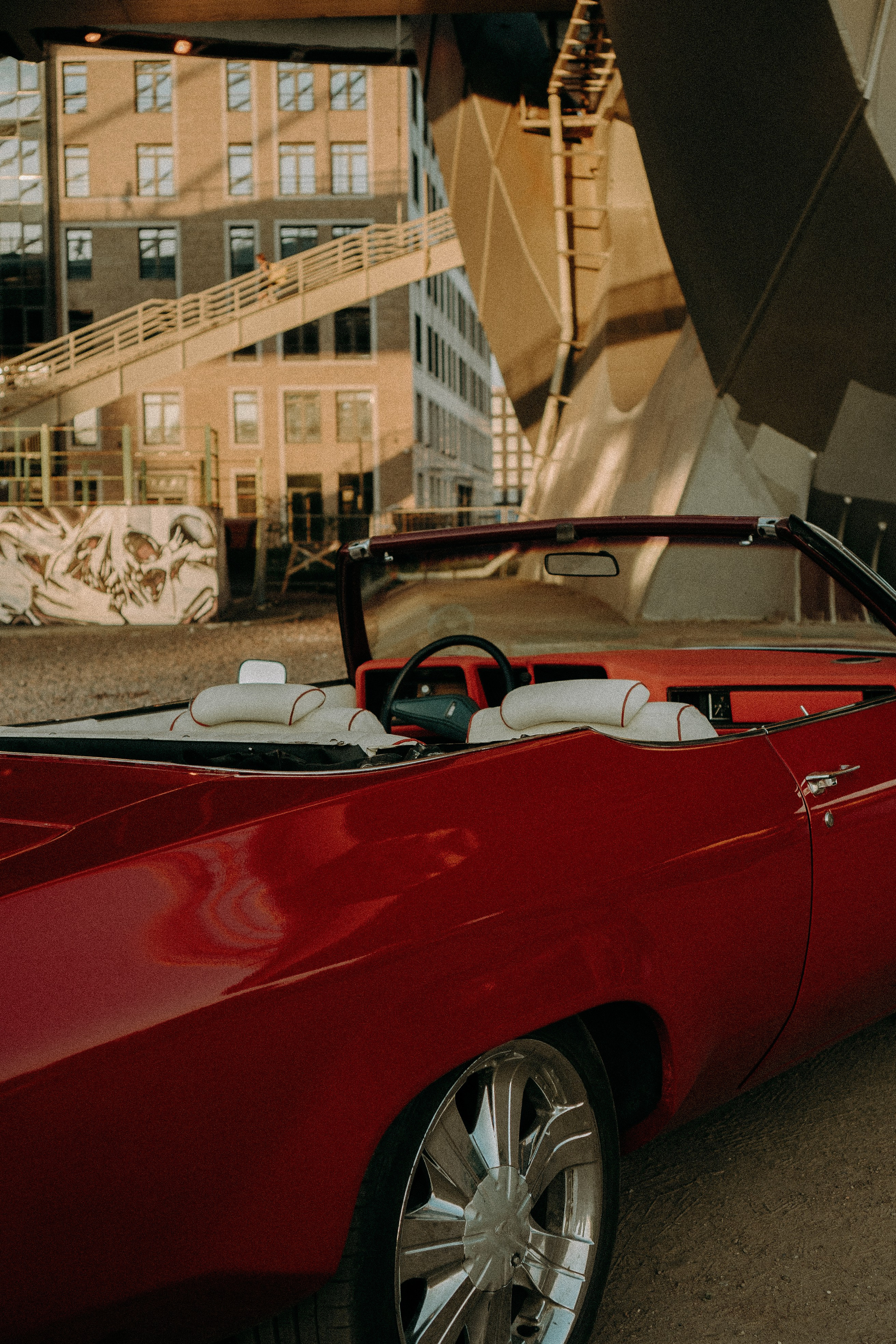 СВАДЕБНАЯ СЬЕМКА ВОЗЛЕ МСОТА БЕТАНКУРА НА КАБРИОЛЕТЕ. Профессиональный фотограф, Санкт-Петербург — Виктория Богомолова