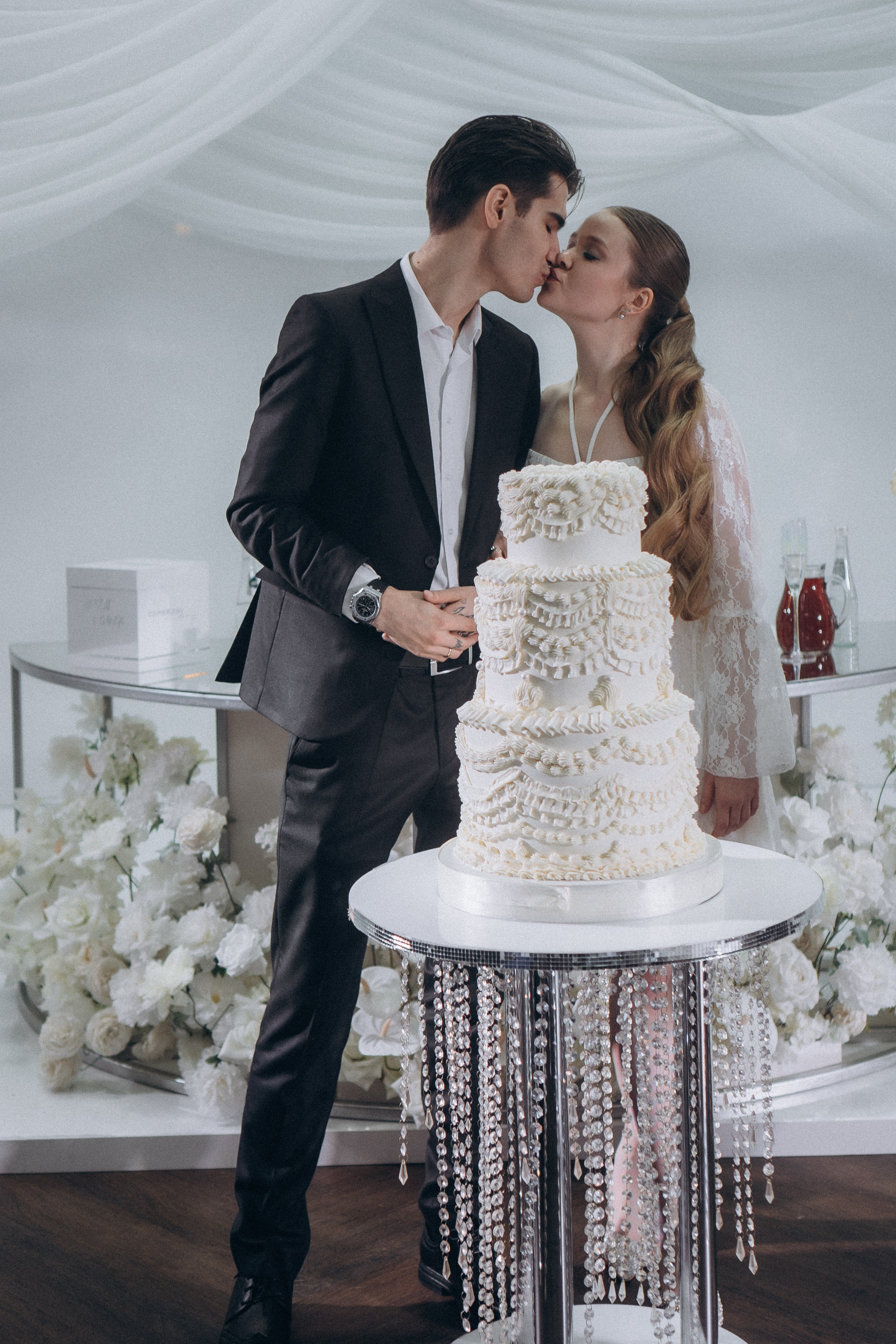 СВАДЕБНЫЙ ТОРТ. ФОТОСЕСИИЯ БАНКЕТА (СНЯТО В СИБИРЕ В НИЖНЕВАРТОВСКЕ). Профессиональный фотограф, Санкт-Петербург — Виктория Богомолова