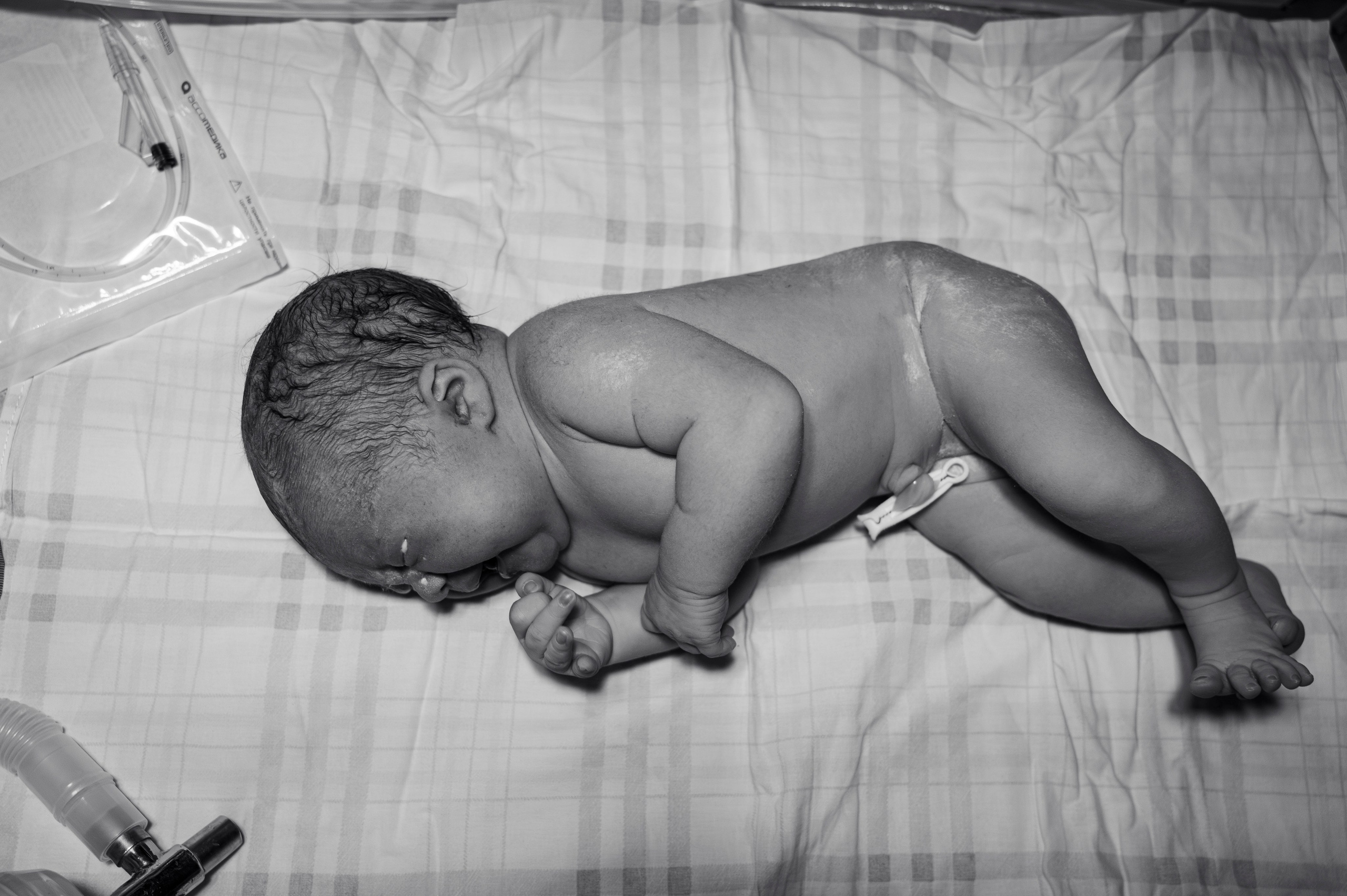 Василиса родилась. Роддом на Фурштатской. Парцалис Г.К./ Иринина А.С. Фотограф на роды СПБ Юлия Герасимова