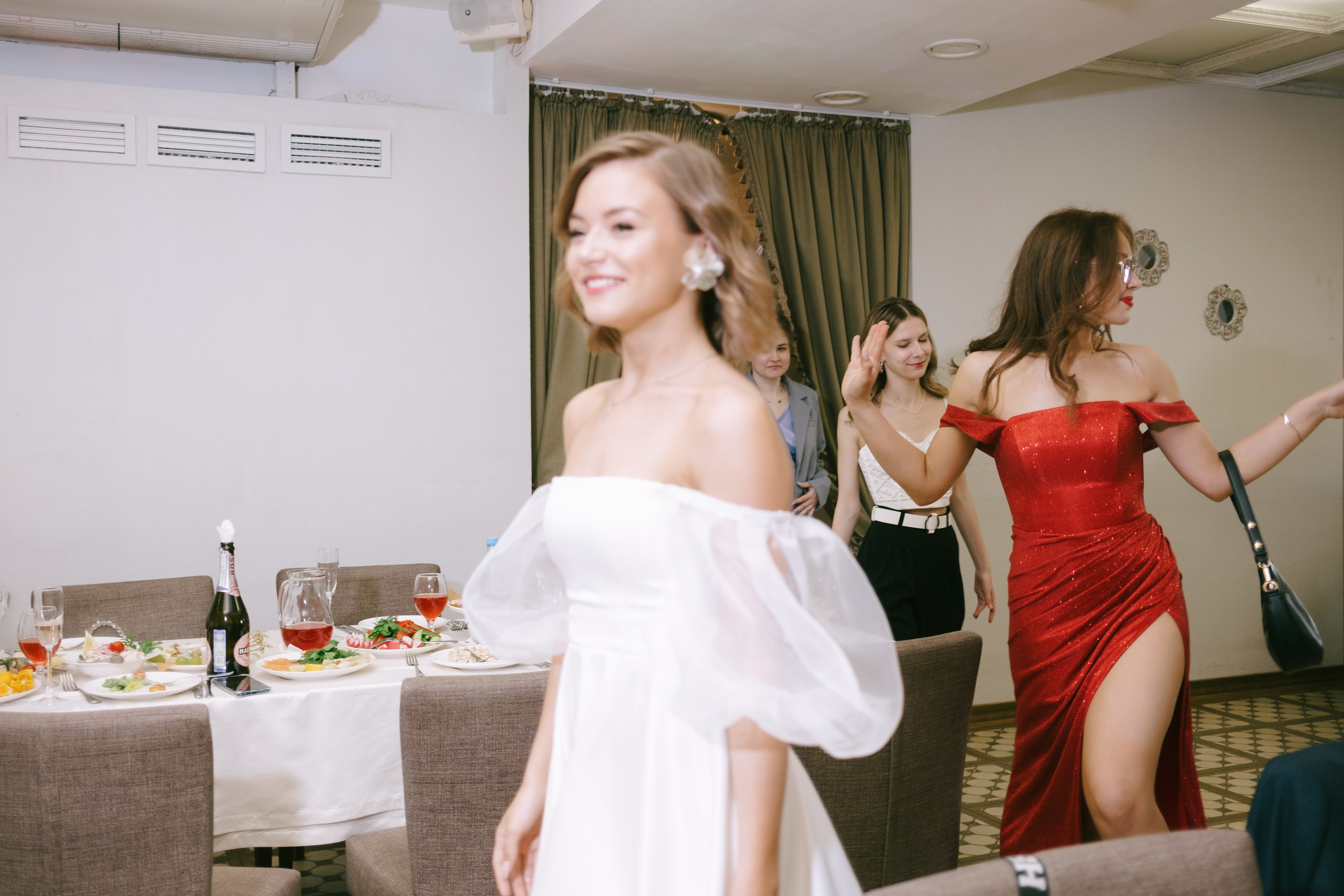 Выпускной школа 33. Свадебный и репортажной фотограф Денис Ожигин в Краснодаре и Краснодарском крае