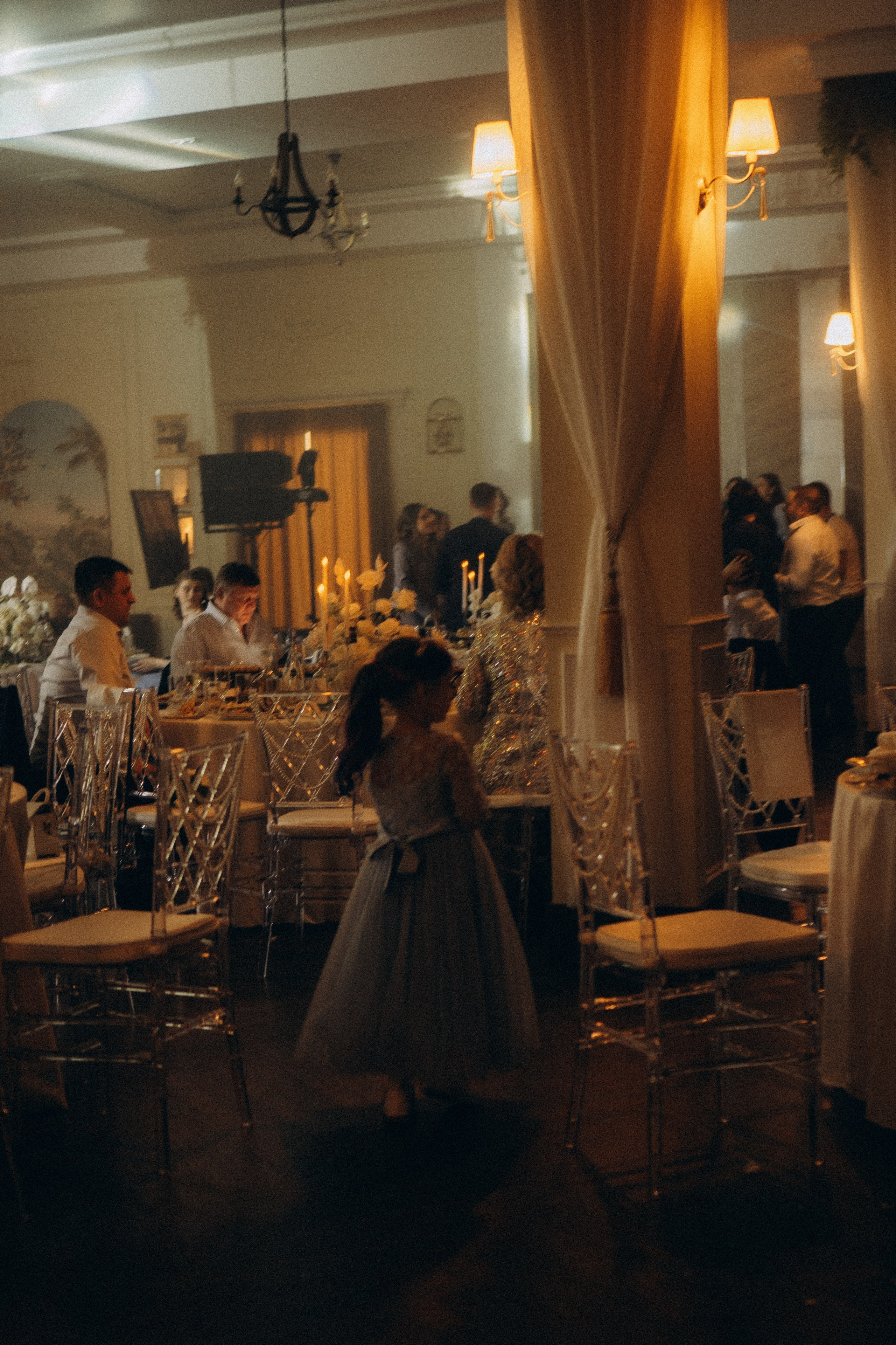 СВАДЕБНАЯ СЬЕМКА СБОРОВ В ОТЕЛЕ И ВЫЕЗД НА ЦЕРЕМОНИЮ (СНЯТО В СИБИРЕ В НИЖНЕВАРТОВСКЕ). Профессиональный фотограф, Санкт-Петербург — Виктория Богомолова