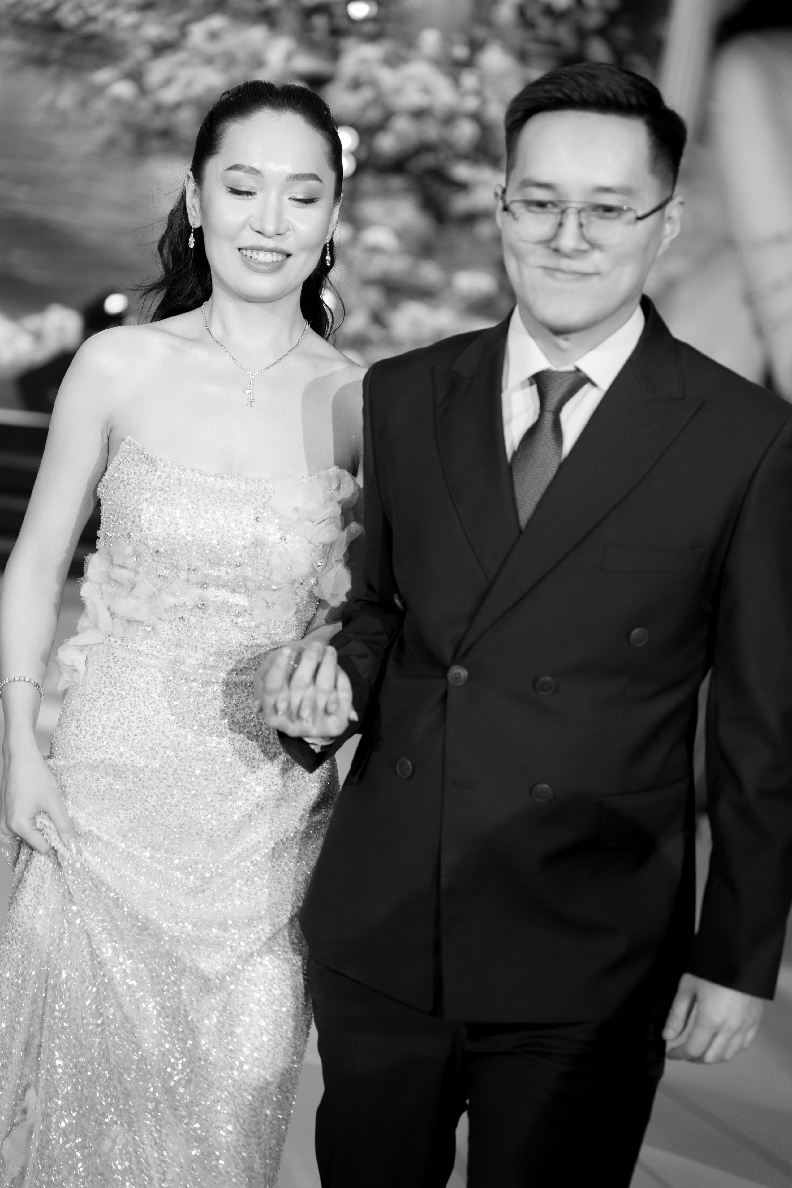 Ay-Dana Uzatu. ___________________________________________________