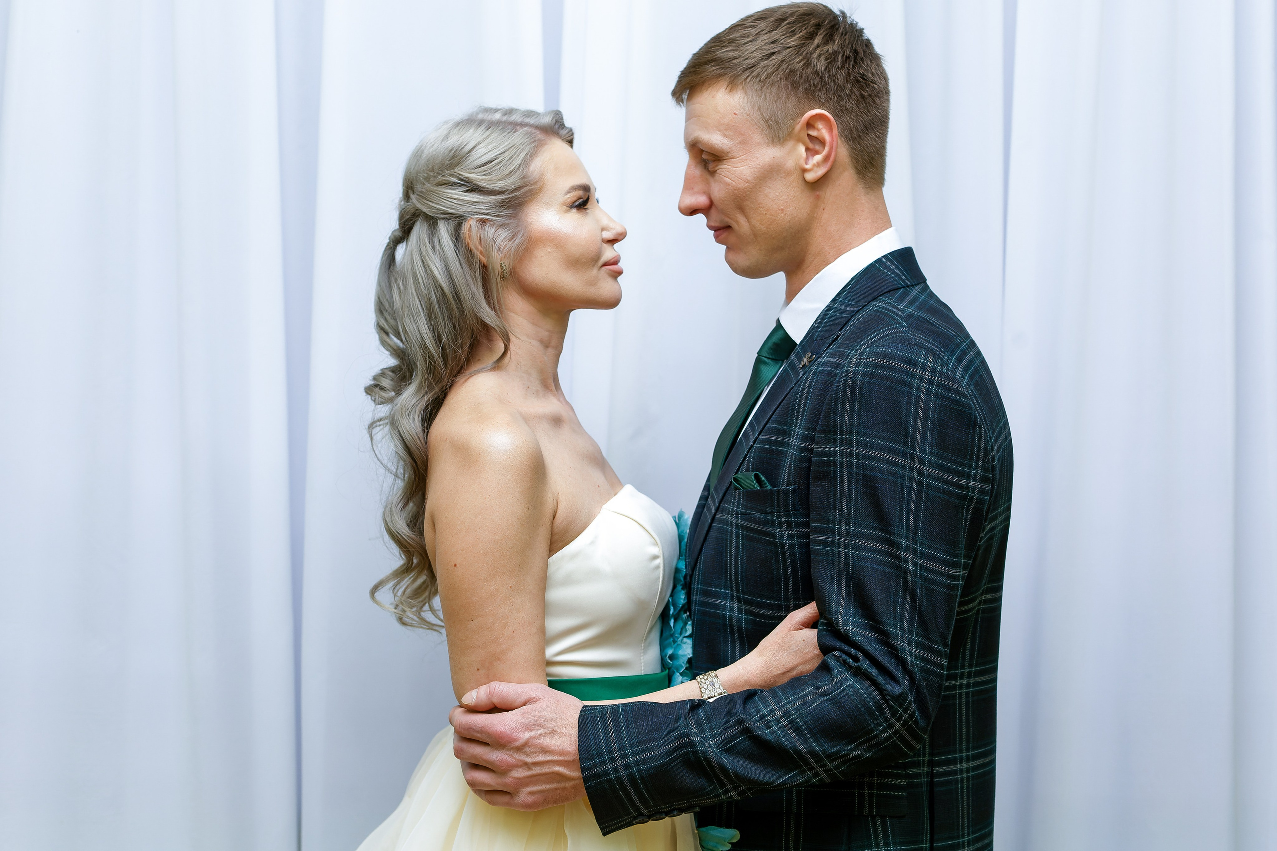 Примеры свадебных фотографий, позы для свадебной съёмки