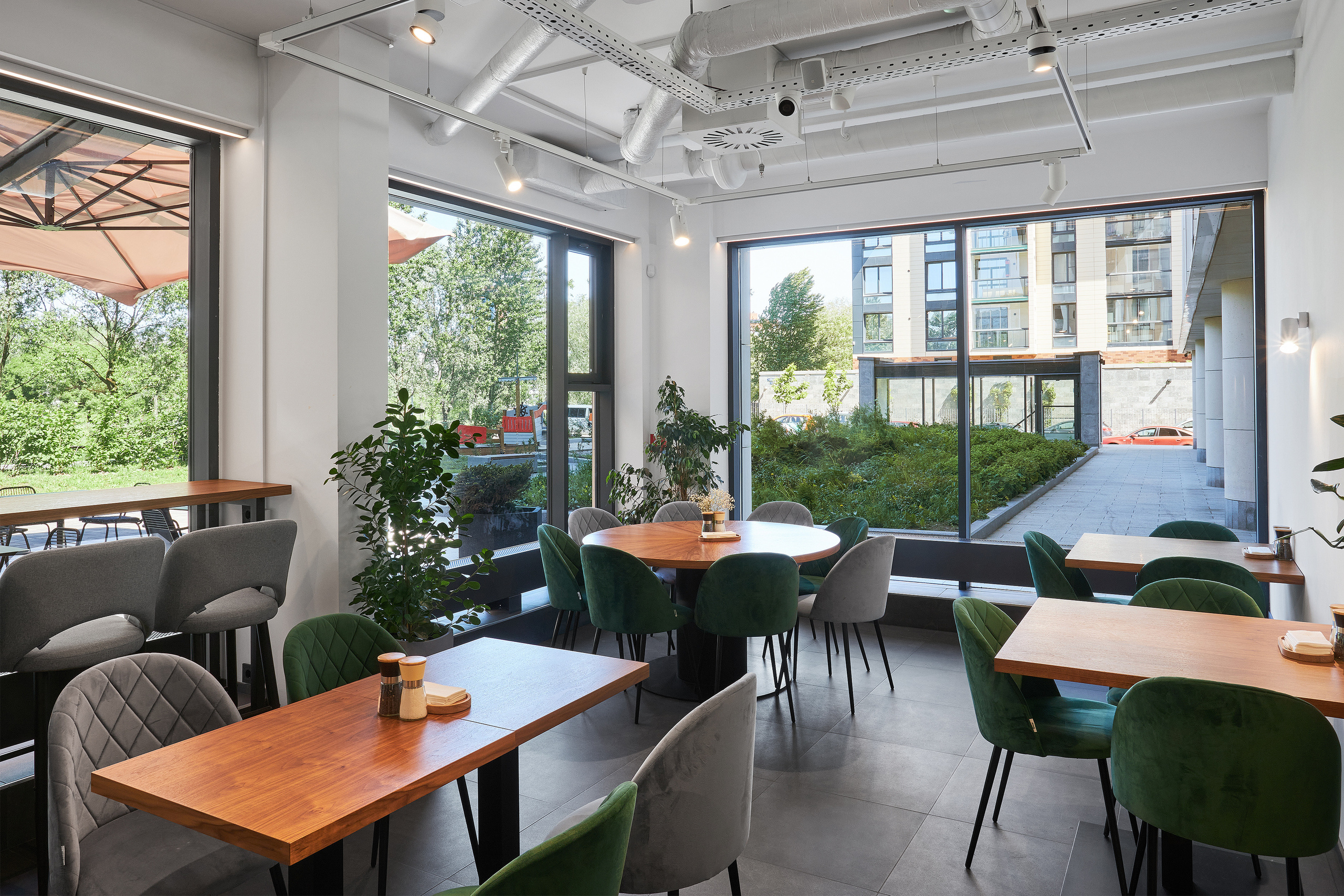 Интерьер ресторана Pajama. Фотосъемка интерьеров в Санкт-Петербурге. Интерьерный фотограф Максим Николаев