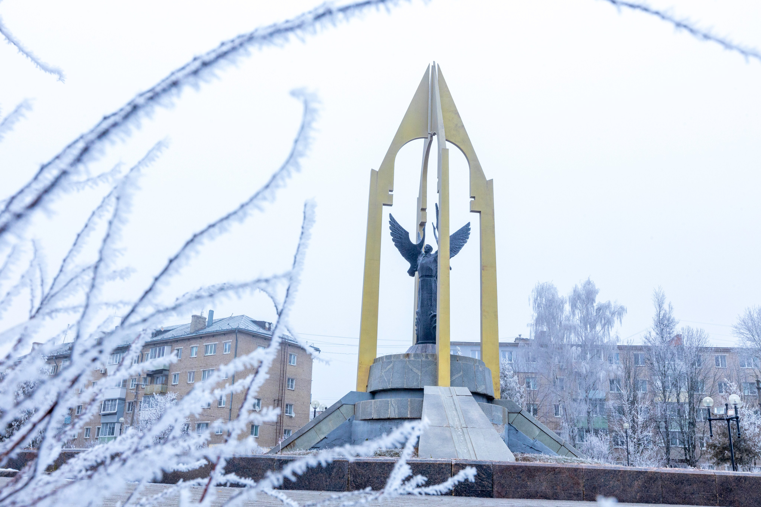 Иней — Менделеевский. Мемориалы Героям Великой Отечественной Войны. Фотограф в Туле Крупский АнДРей. Фотостудия «КАДР71» в Туле