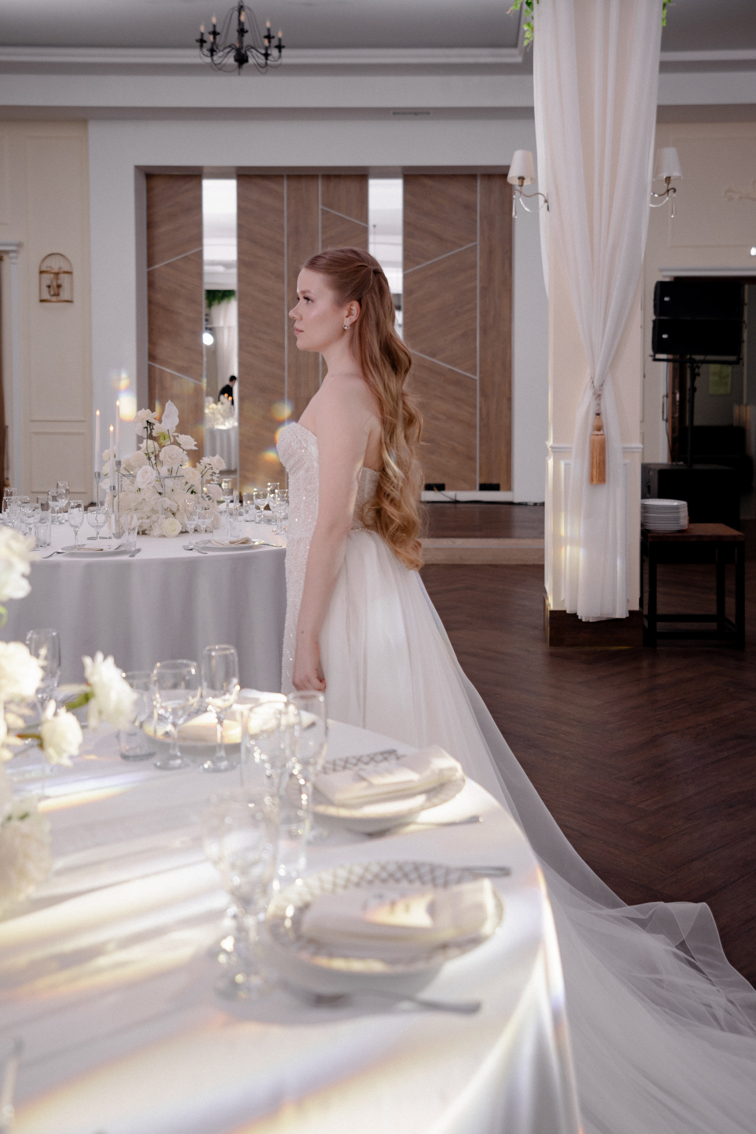 СВАДЕБНАЯ СЬЕМКА СБОРОВ В ОТЕЛЕ И ВЫЕЗД НА ЦЕРЕМОНИЮ (СНЯТО В СИБИРЕ В НИЖНЕВАРТОВСКЕ). Профессиональный фотограф, Санкт-Петербург — Виктория Богомолова