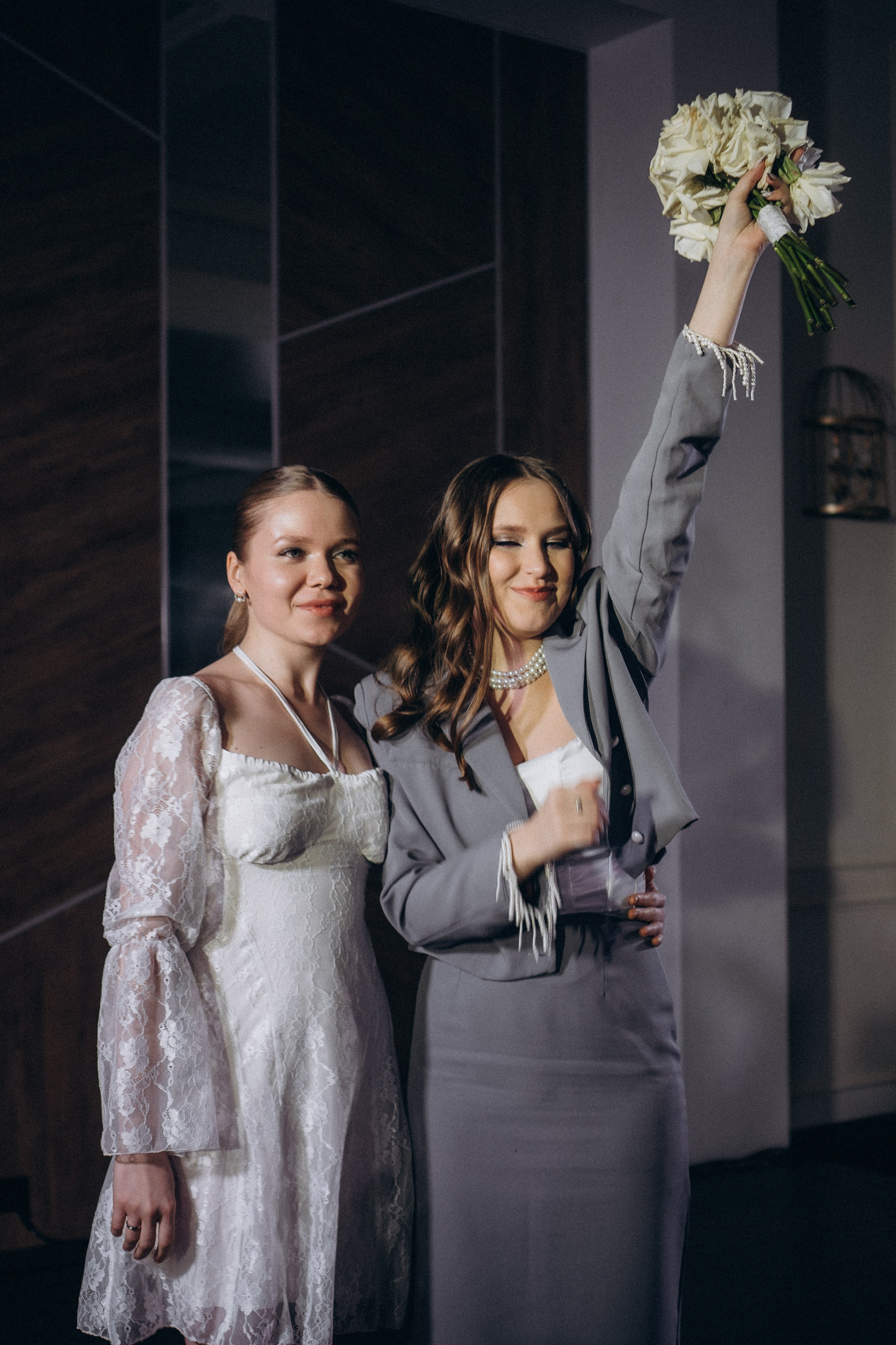 СВАДЕБНАЯ СЬЕМКА СБОРОВ В ОТЕЛЕ И ВЫЕЗД НА ЦЕРЕМОНИЮ (СНЯТО В СИБИРЕ В НИЖНЕВАРТОВСКЕ). Профессиональный фотограф, Санкт-Петербург — Виктория Богомолова