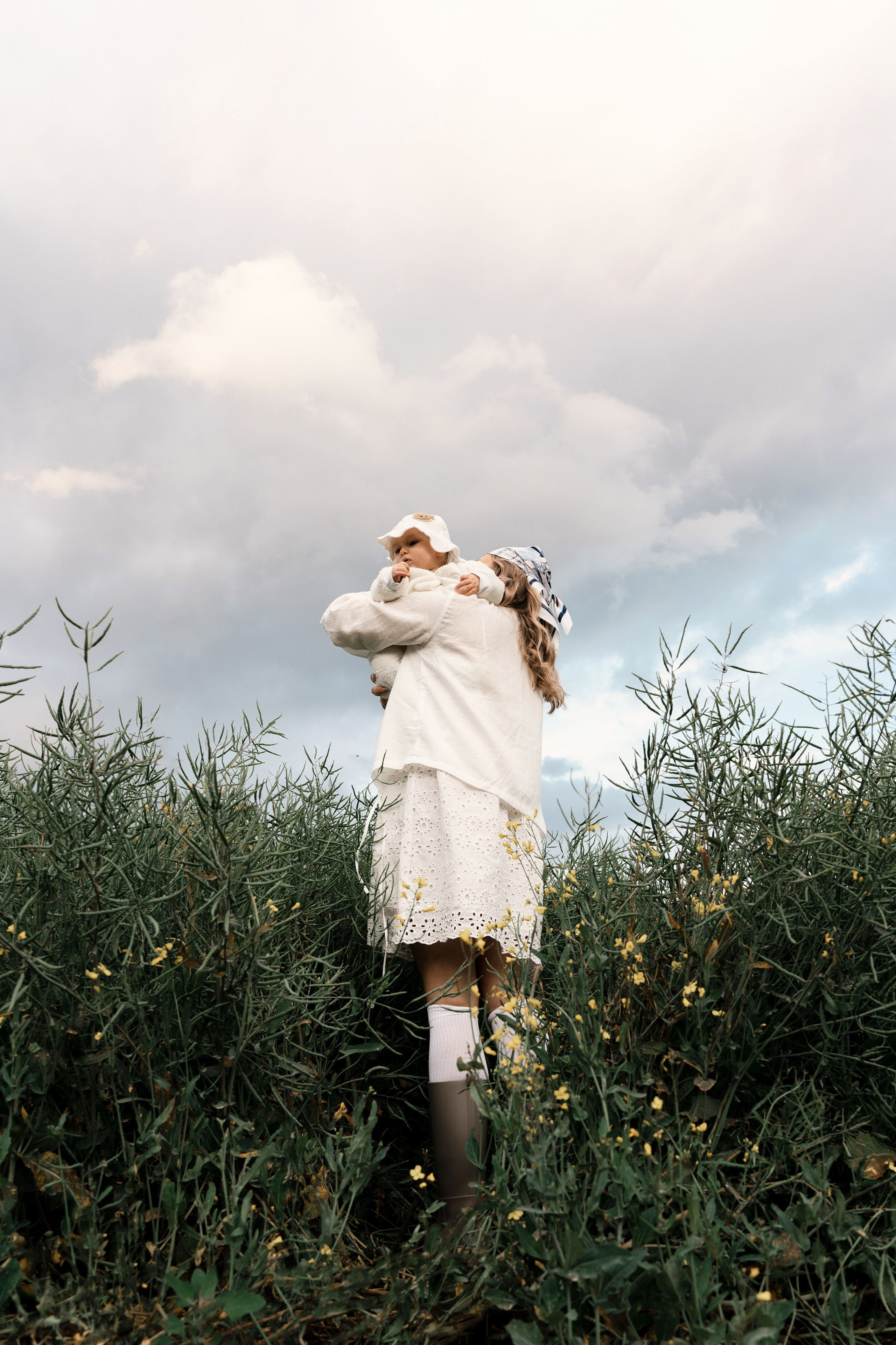 Первые полгодика рядом с мамой. Ваш семейный фотограф в Минске — Вика Трегубова