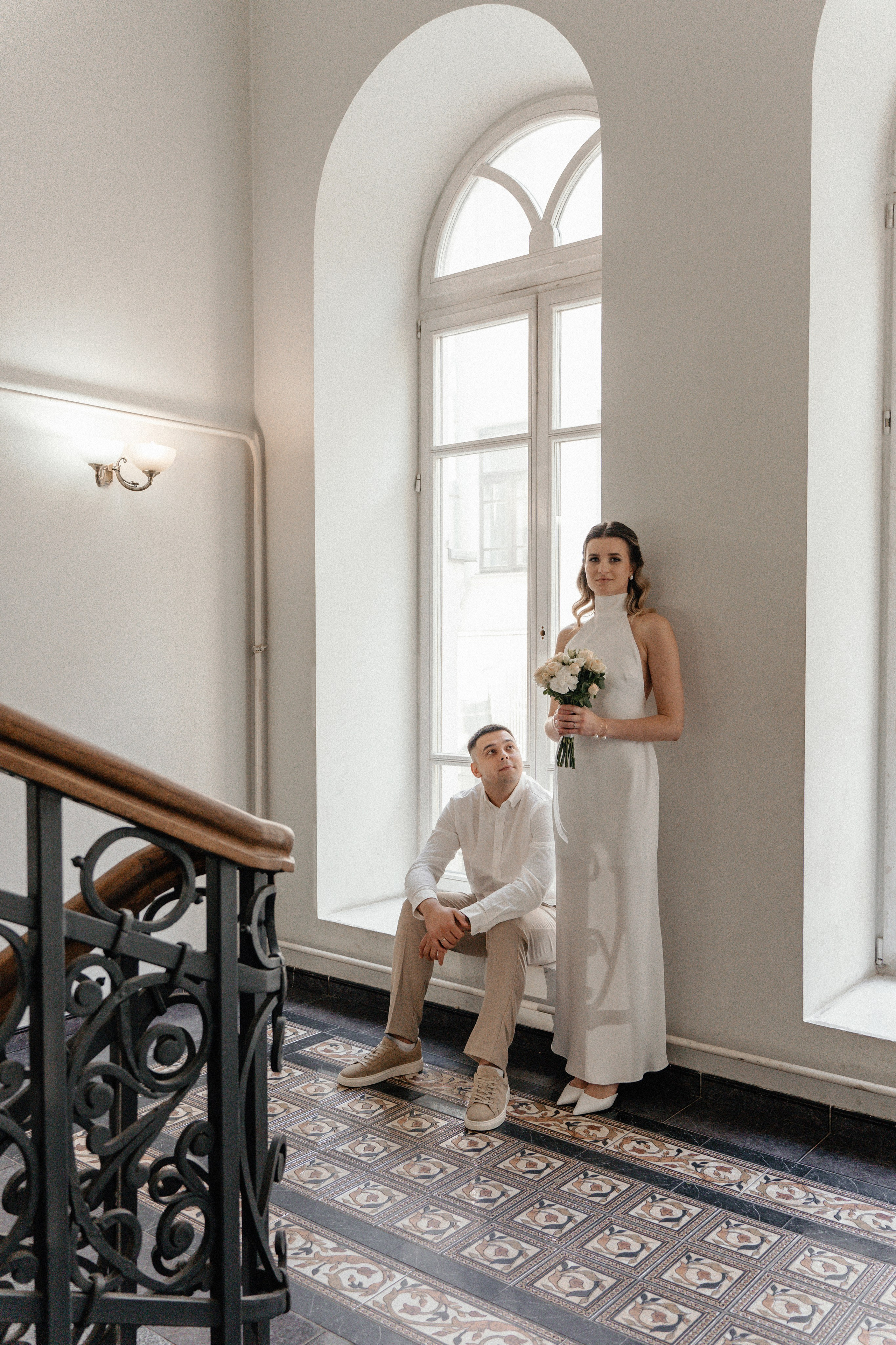 Любовь в одном знаменитом подъезде Минска. Ваш семейный фотограф в Минске — Вика Трегубова