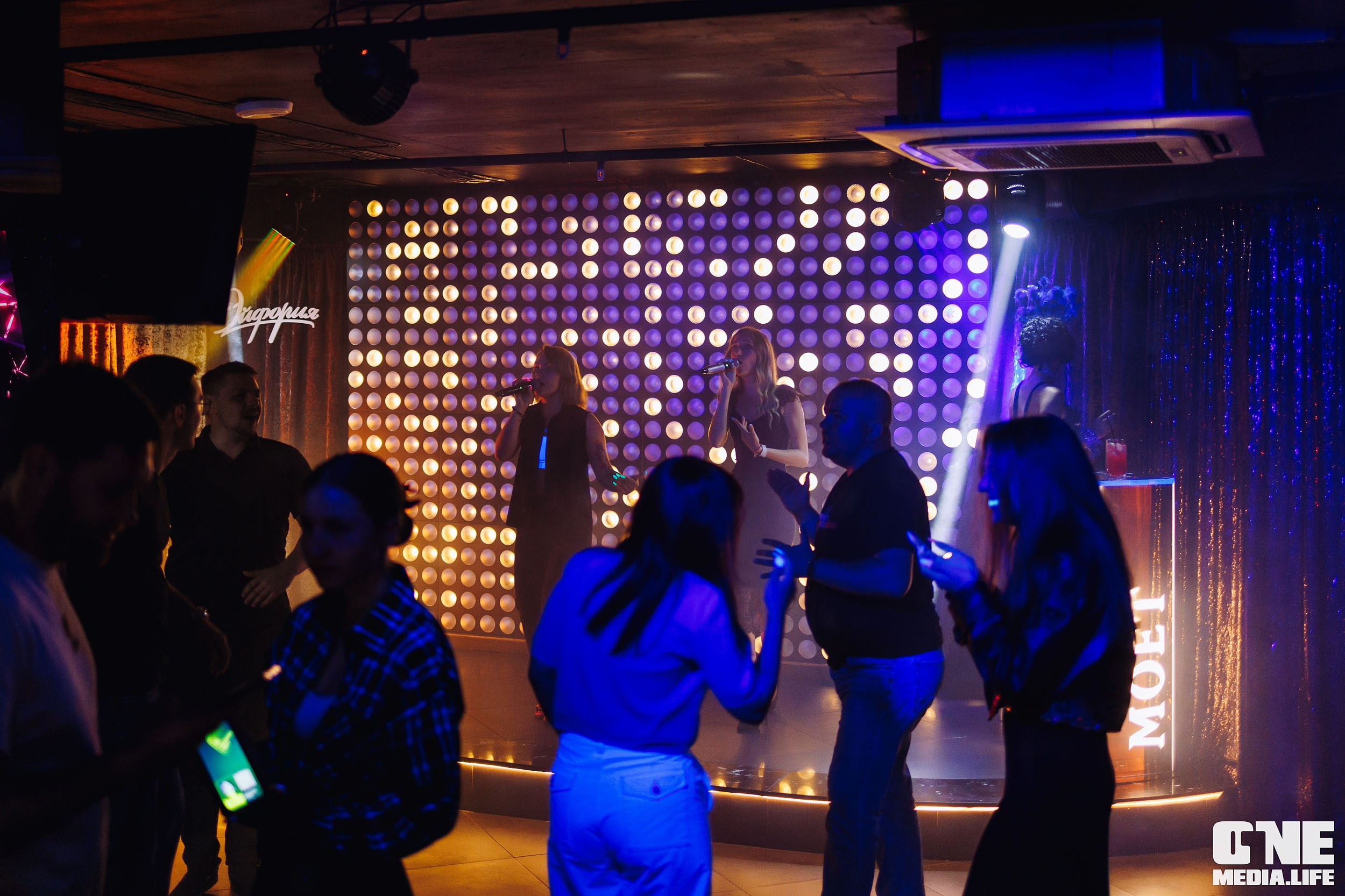 Фоторепортаж из караоке-клуба Эйфория. One Media Life: фоторепортажи, фотоотчеты с мероприятий и заведений