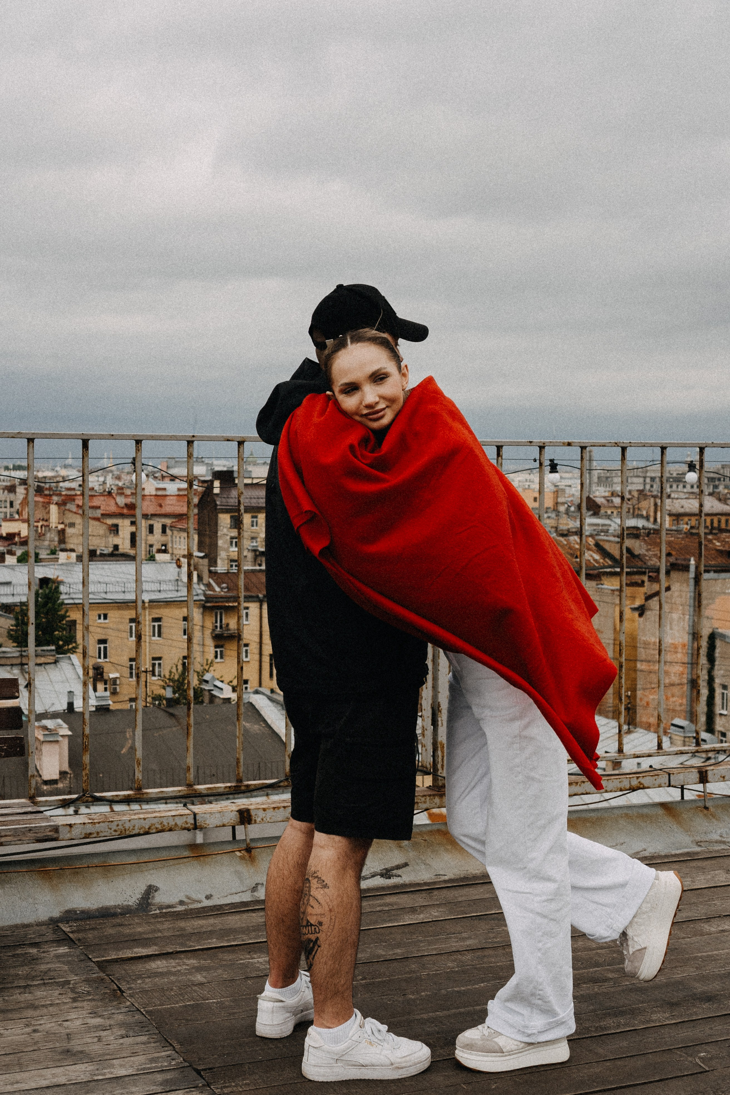 МЫ ГУЛЯЛИ ПРО КРЫШАМ ПИТЕРА. Профессиональный фотограф, Санкт-Петербург — Виктория Богомолова