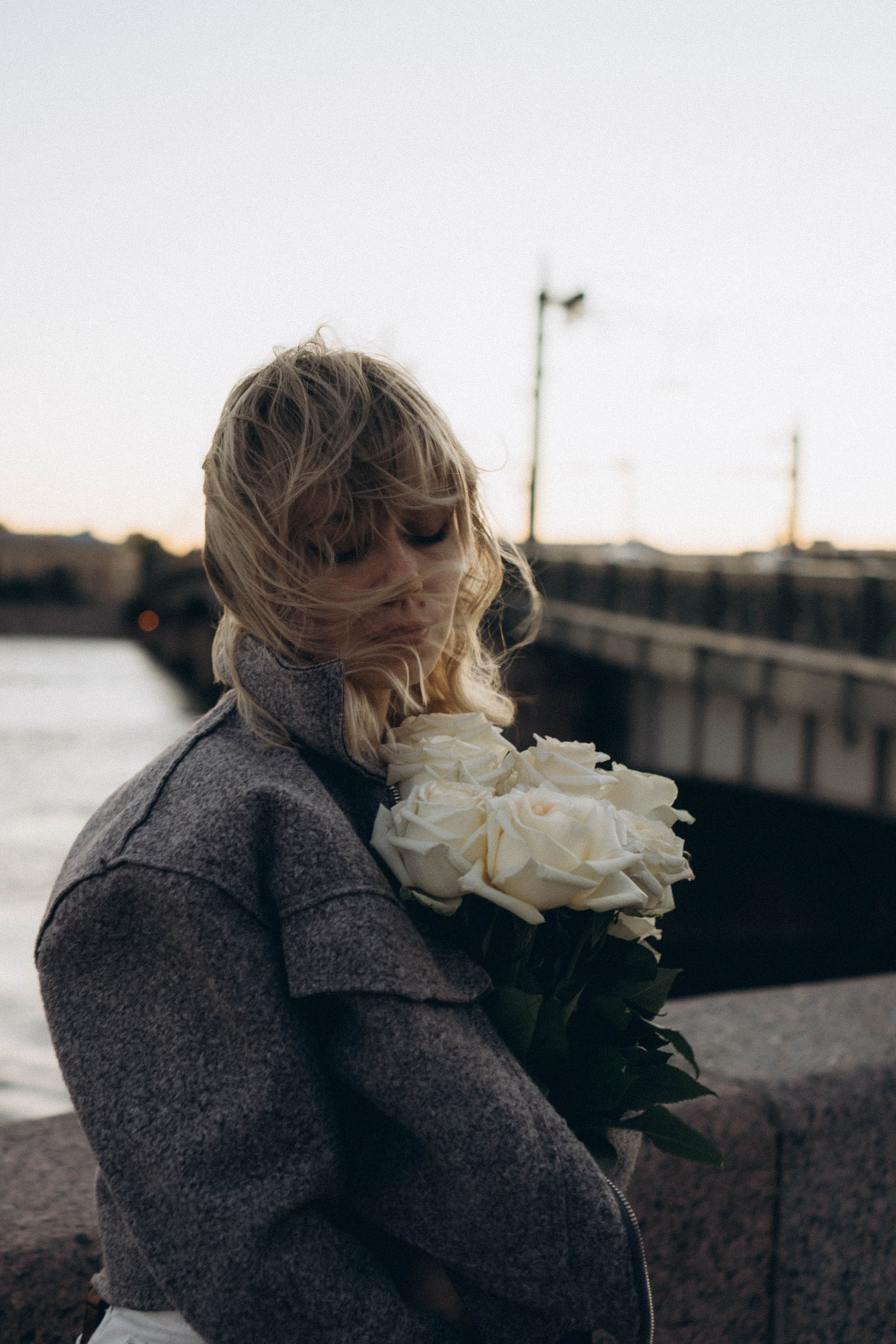 ПРОГУЛКА ПО ГОРОДУ В БЕЛЫЕ НОЧИ (другой вариант). Профессиональный фотограф, Санкт-Петербург — Виктория Богомолова