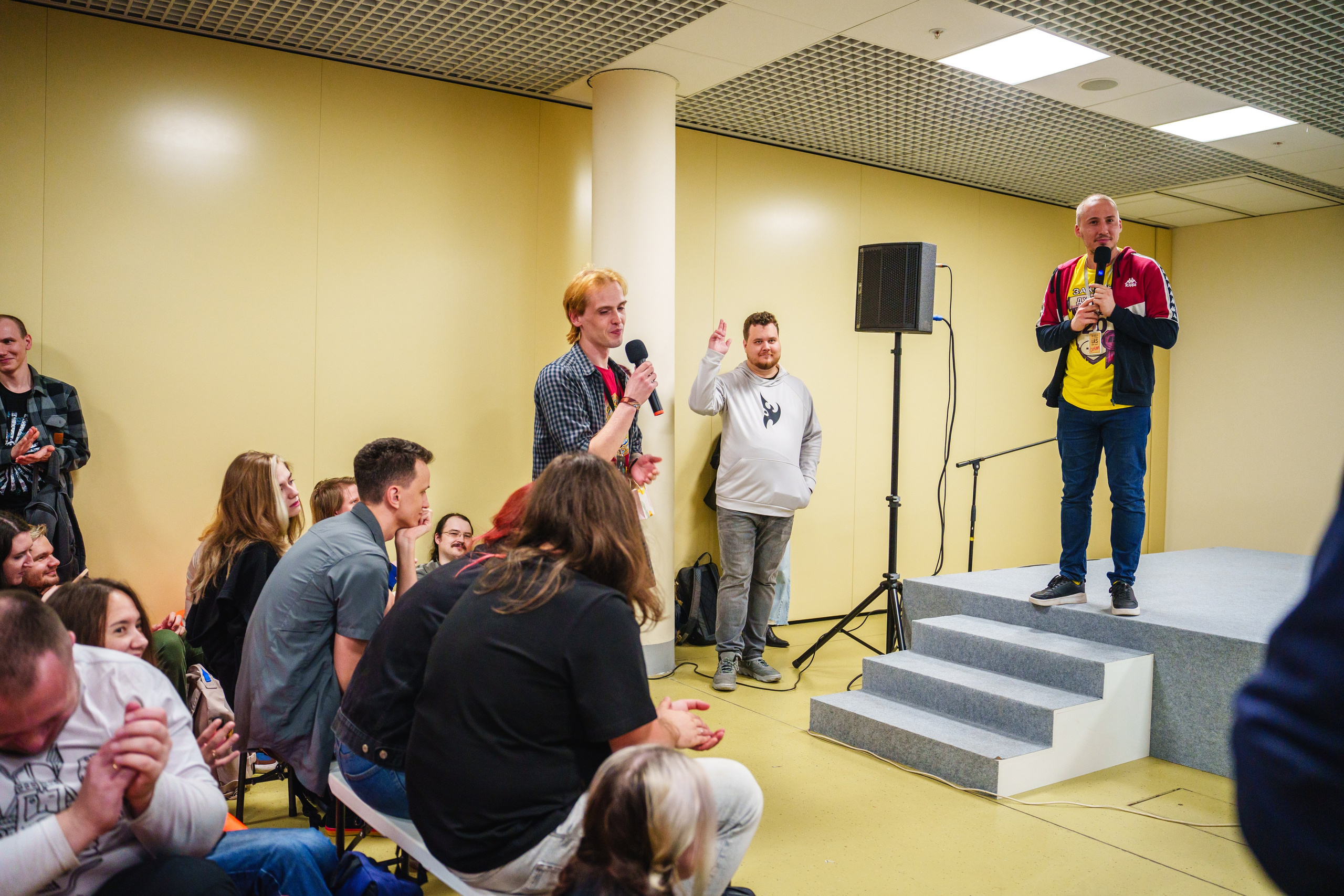 Living room studio. Ролекон 24. Великолепный фотограф Александр Захарченко