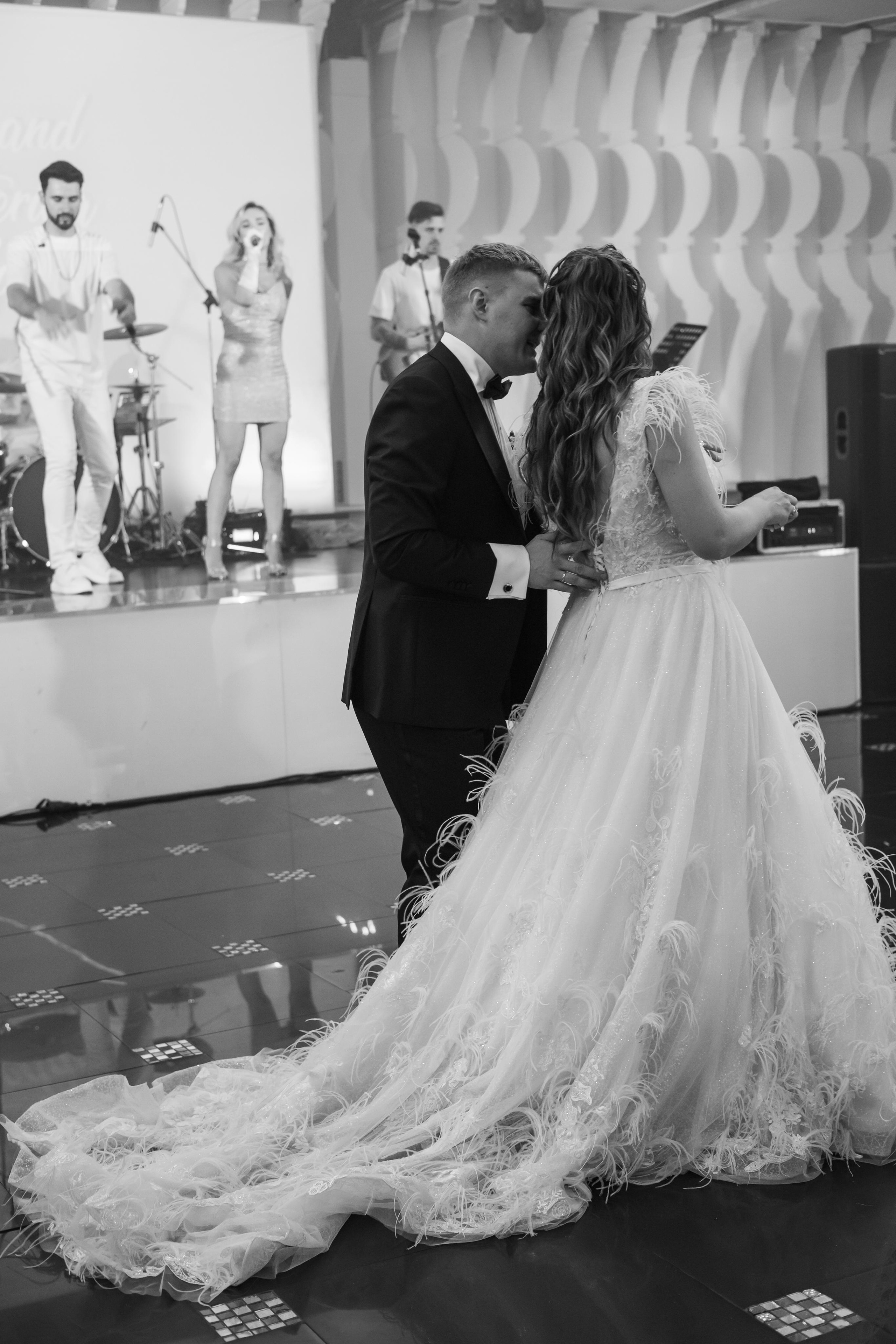 Тимур и Екатерина, Мона-Хотел. Свадебный и репортажный фотограф (Москва, Королев и другие)