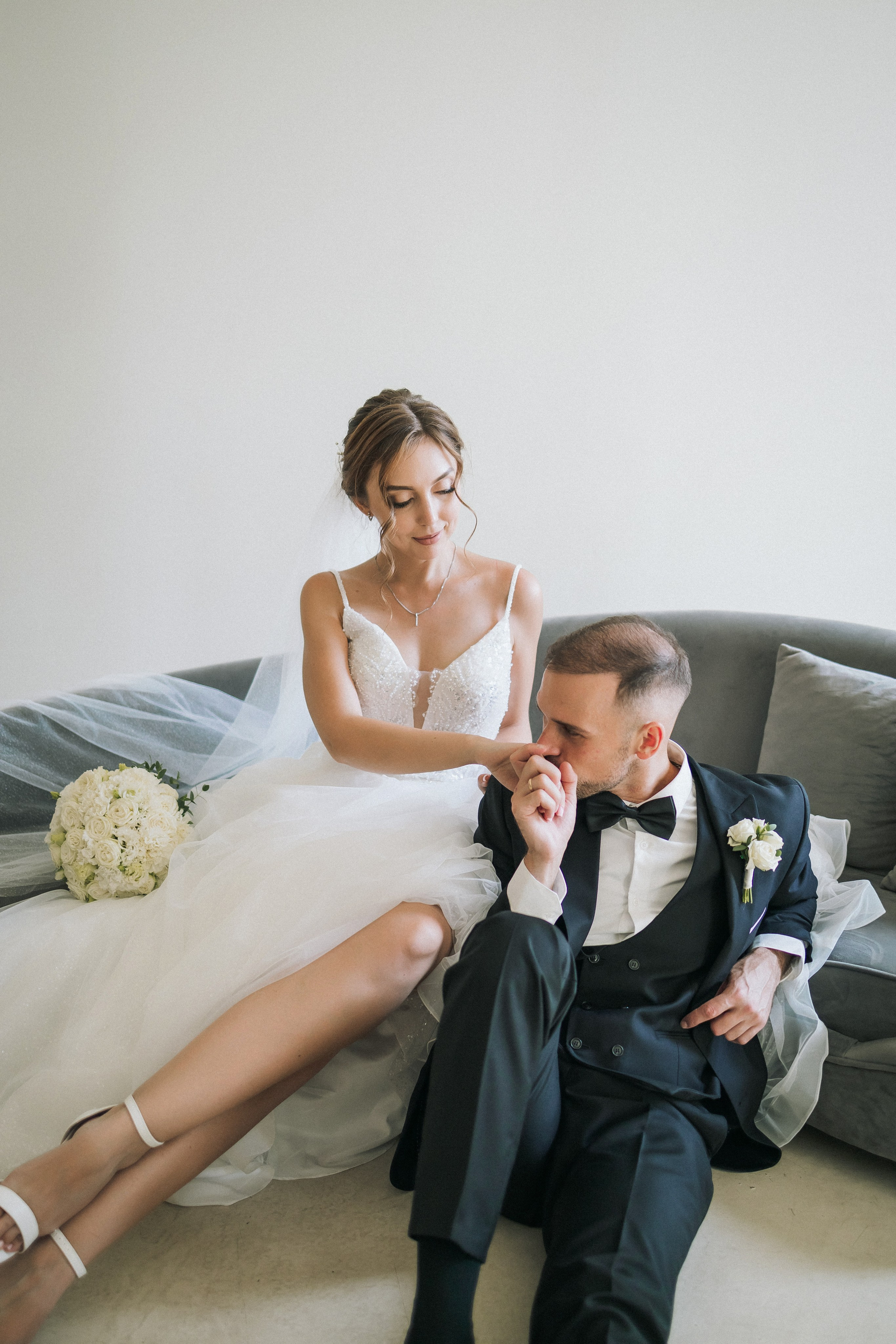 Свадебная прогулка Екатерины и Евгения. Свадебная фотография. Арина Рубах