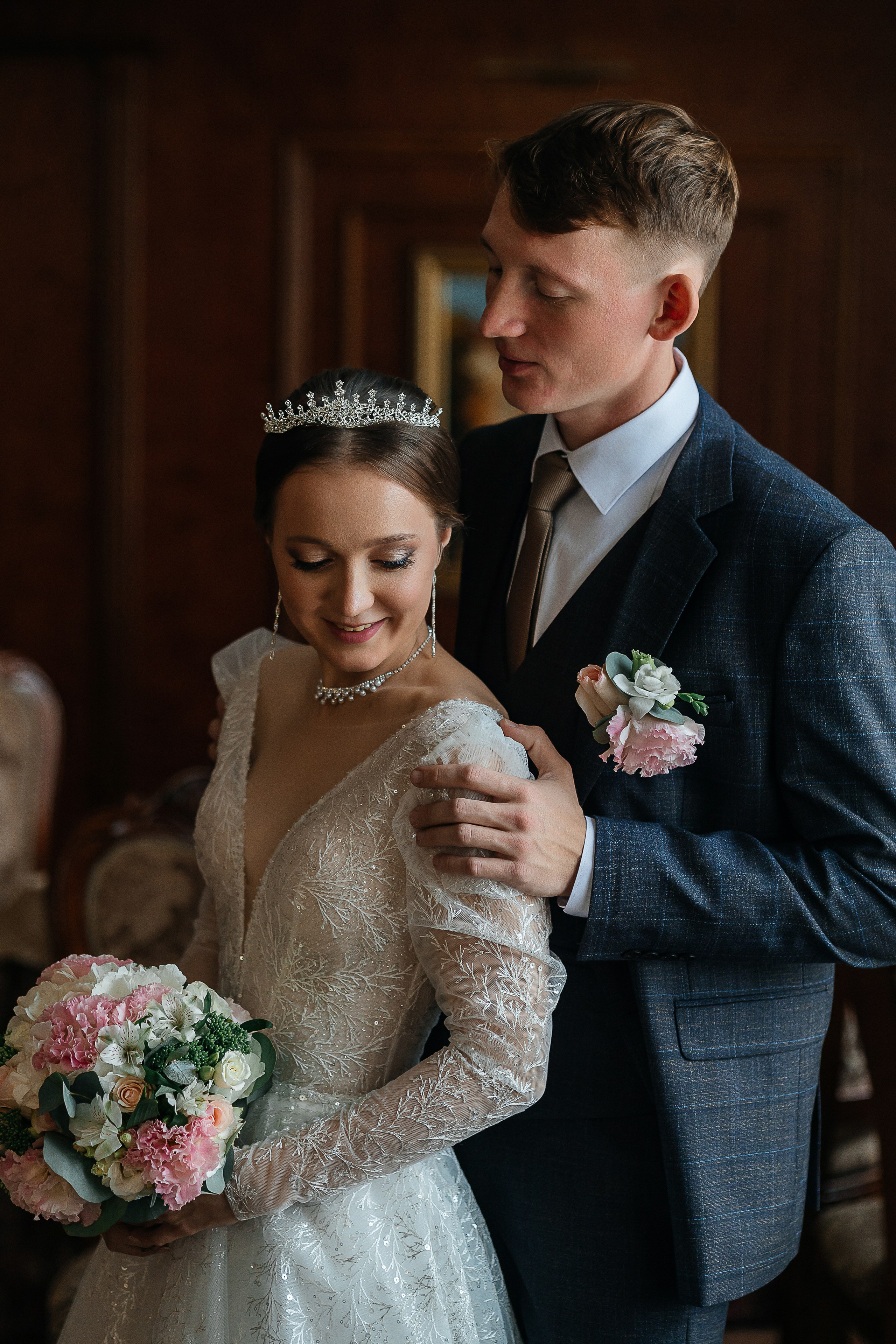 Романтическое утро невесты. Олег Сверчков | Свадебный фотограф Вологда