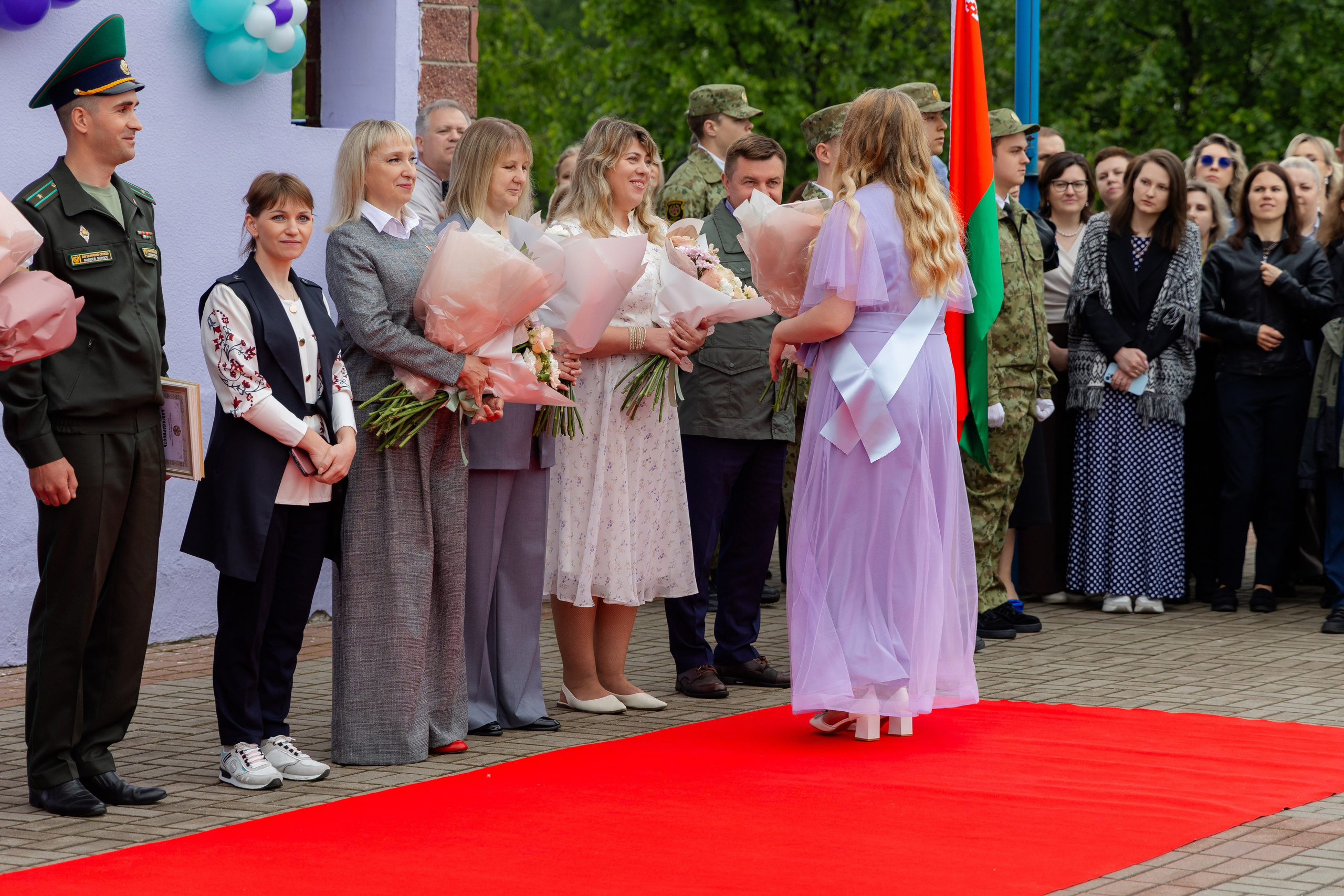 Последний звонок 2025 в Минске. Свадебный фотограф в Минске/Беларуси Сергей Спиридонов