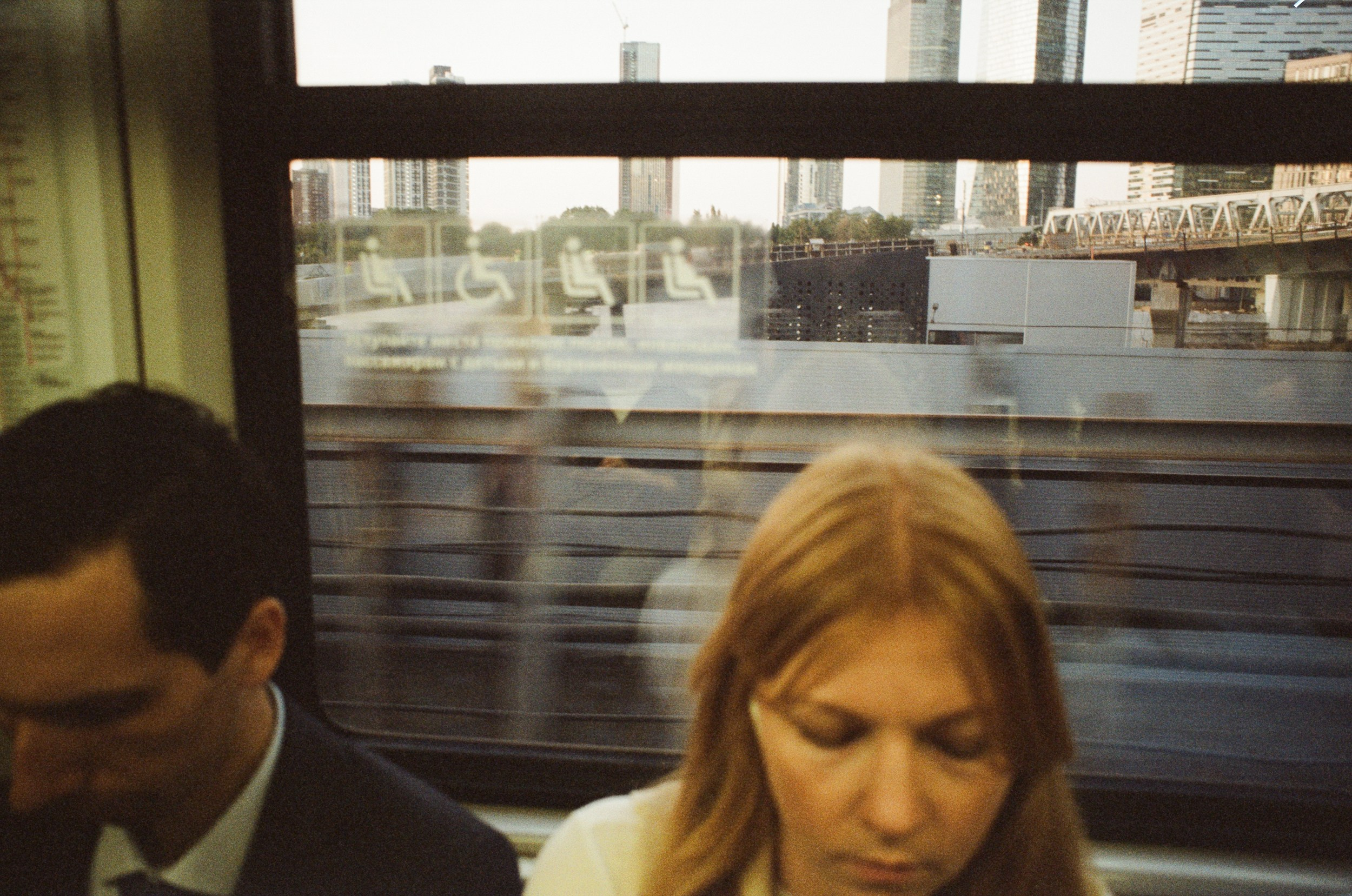 Динамика и лица столицы России. Портретный и репортажный фотограф. Мыльников Илья