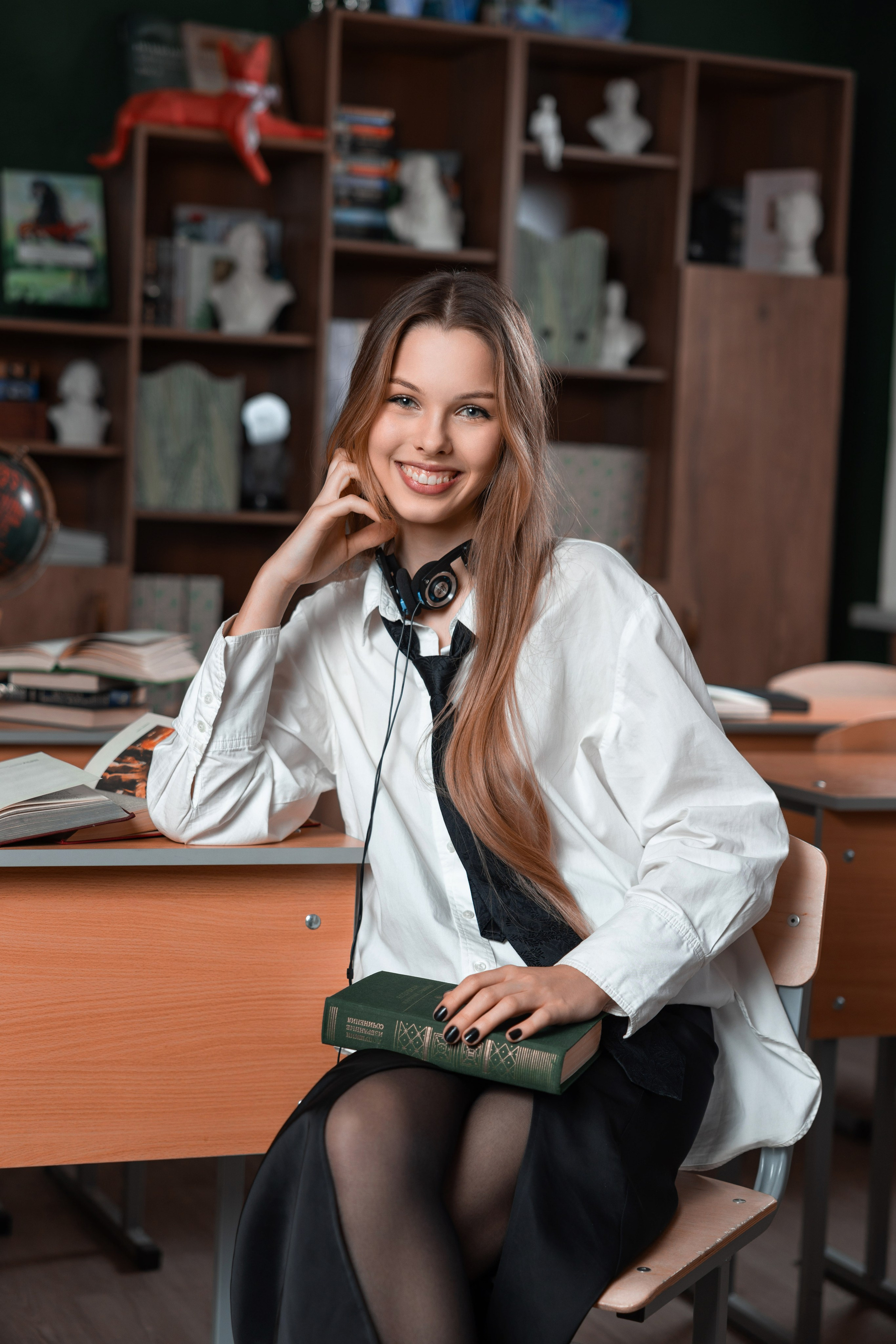 Старшая школа. Выпускные школьные фото­альбомы для школ и детских садов в Волгограде и Волжском