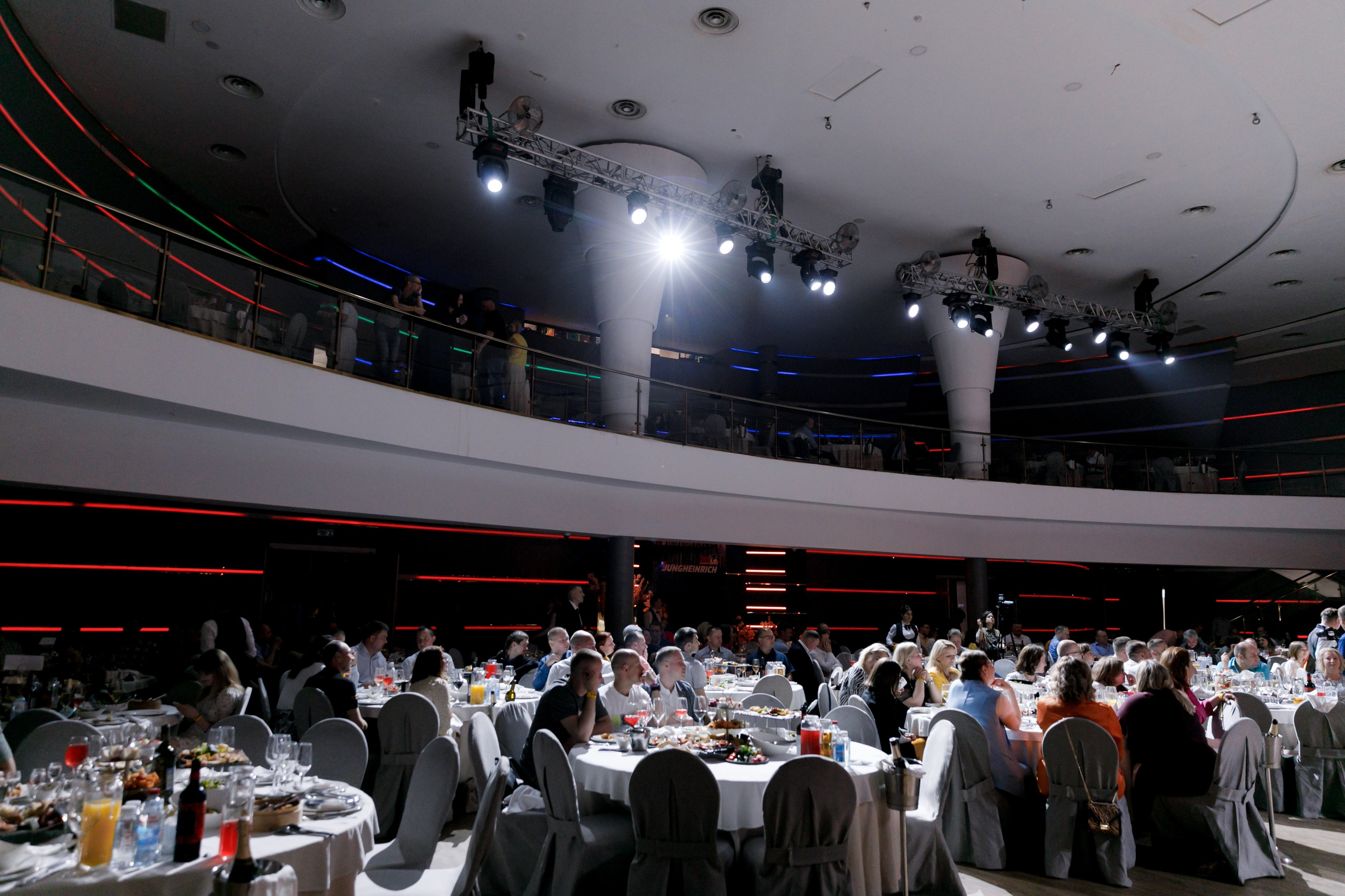 Jungheinrich 20 лет. Свадебный фотограф Москва Европа Мария Коренчук