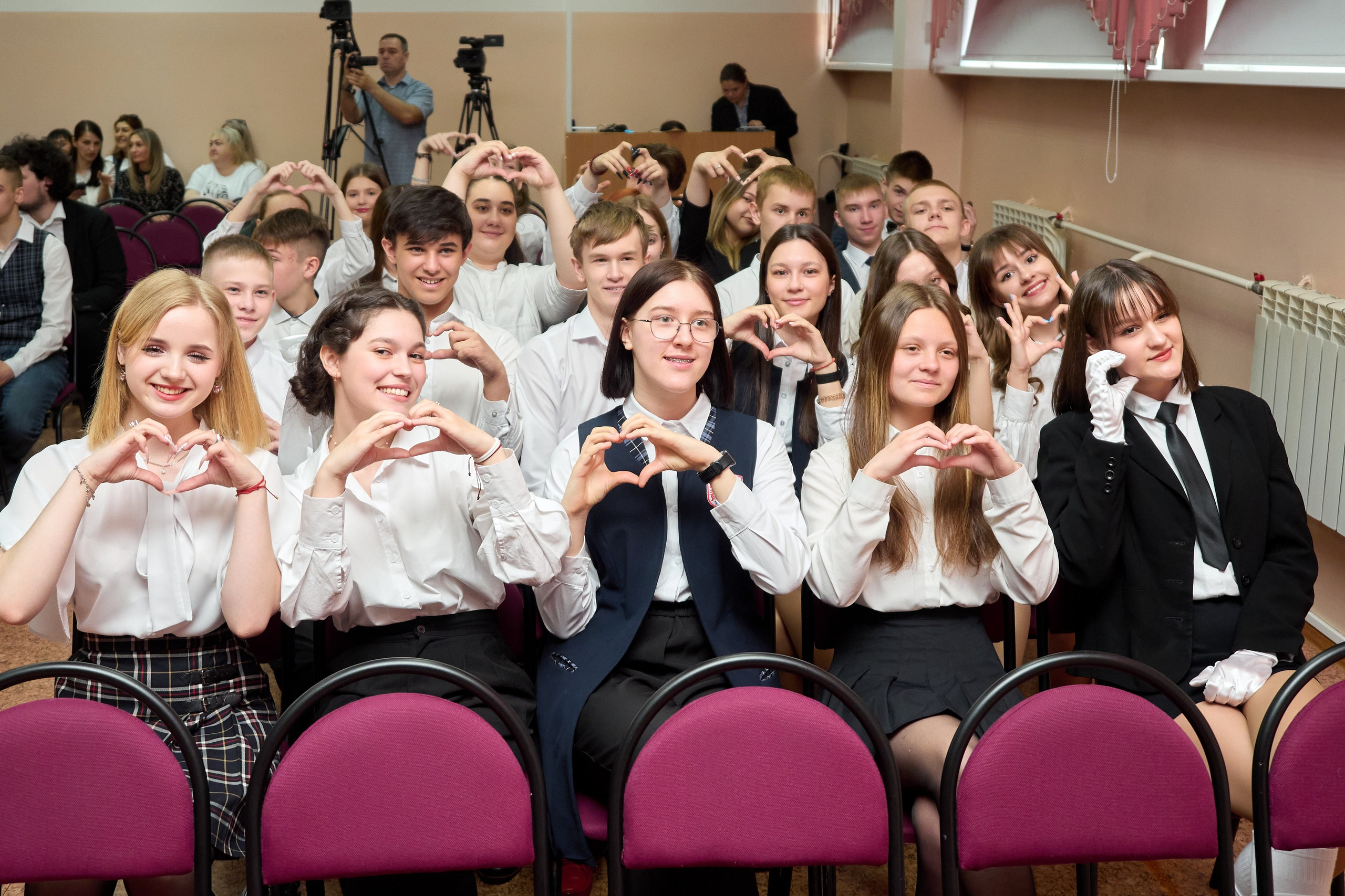 Репортажный Фотограф Кемерово. Подрябинкин Данила, портретный и репортажный фотограф в Кемерово