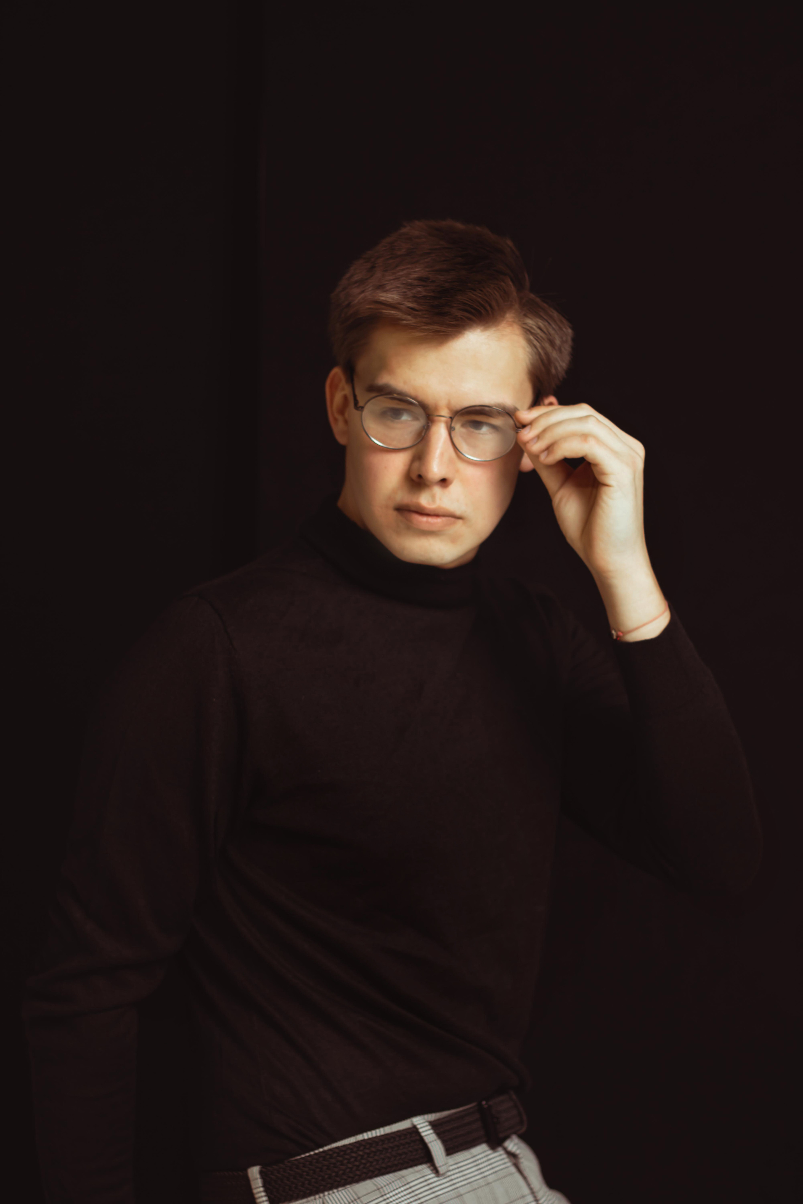 Лев. Фотограф Никита Медведев