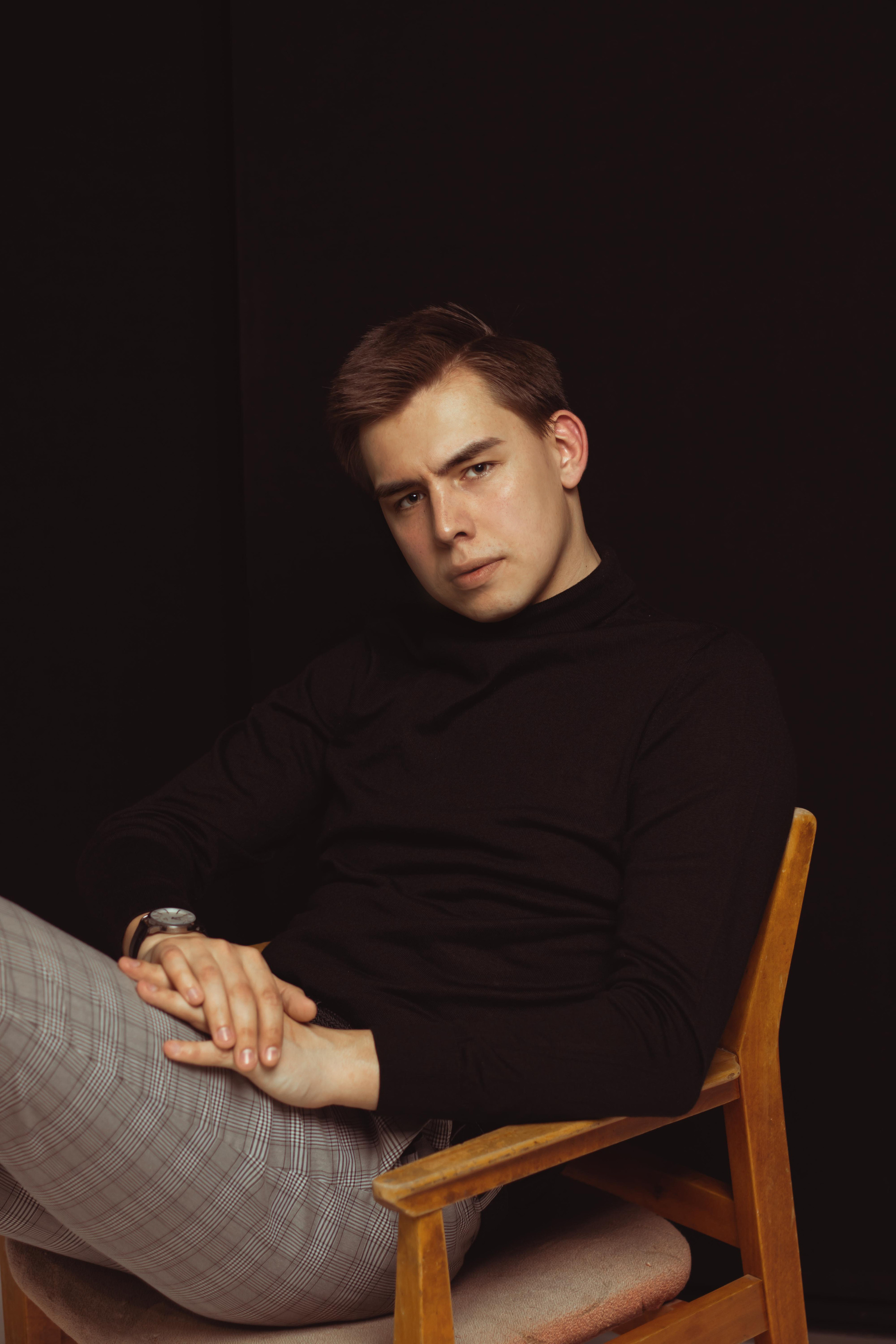 Лев. Фотограф Никита Медведев